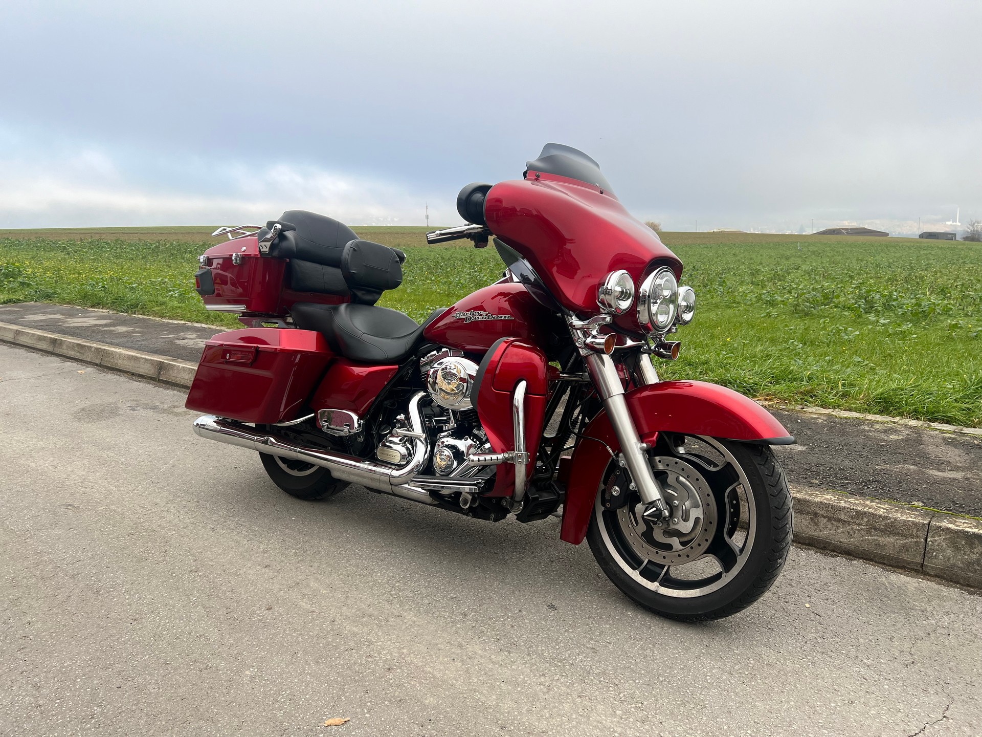 HARLEY-DAVIDSON FLHX Street Glide ABS
