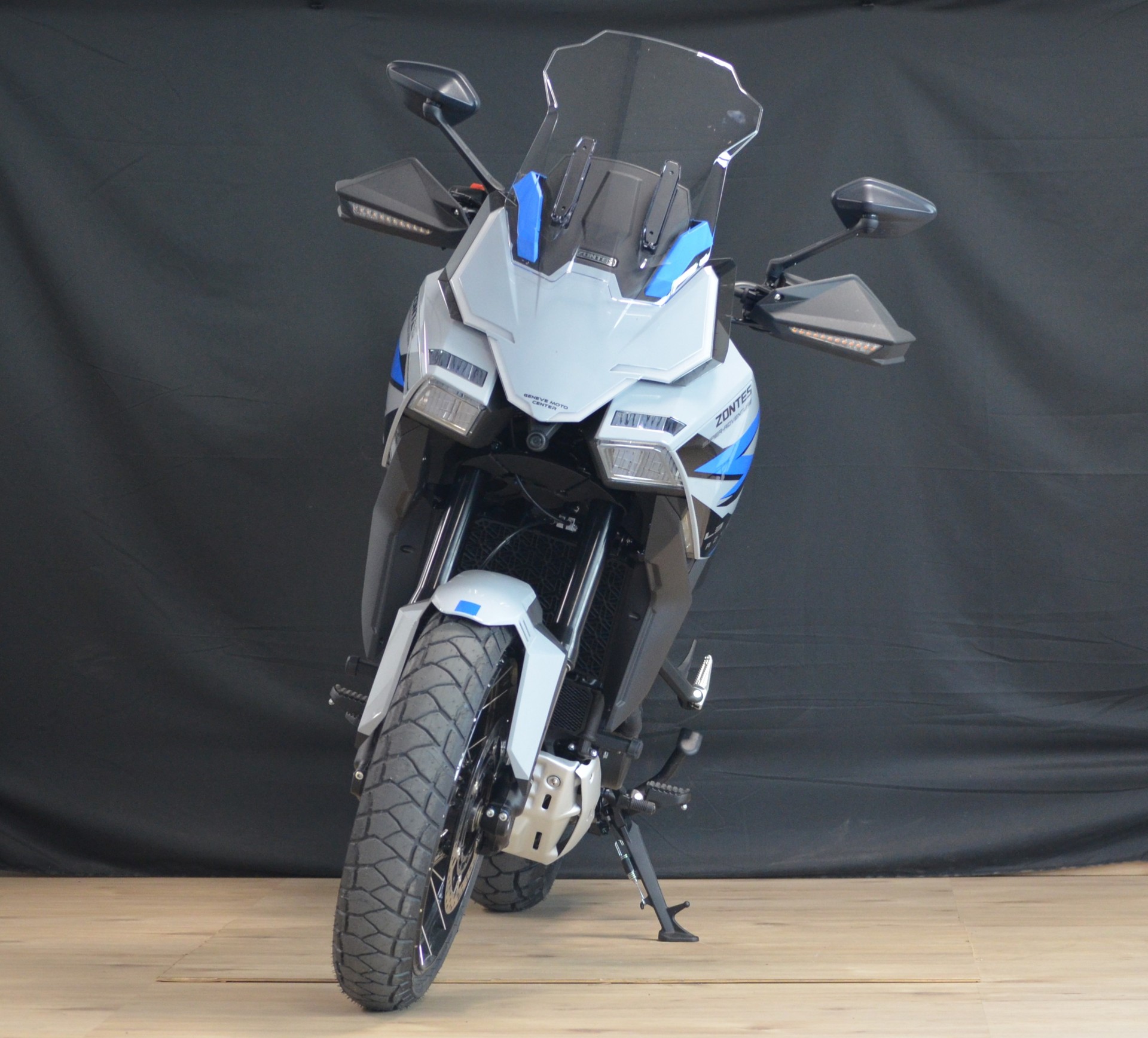 ZONTES 703 F-showroom-element-2