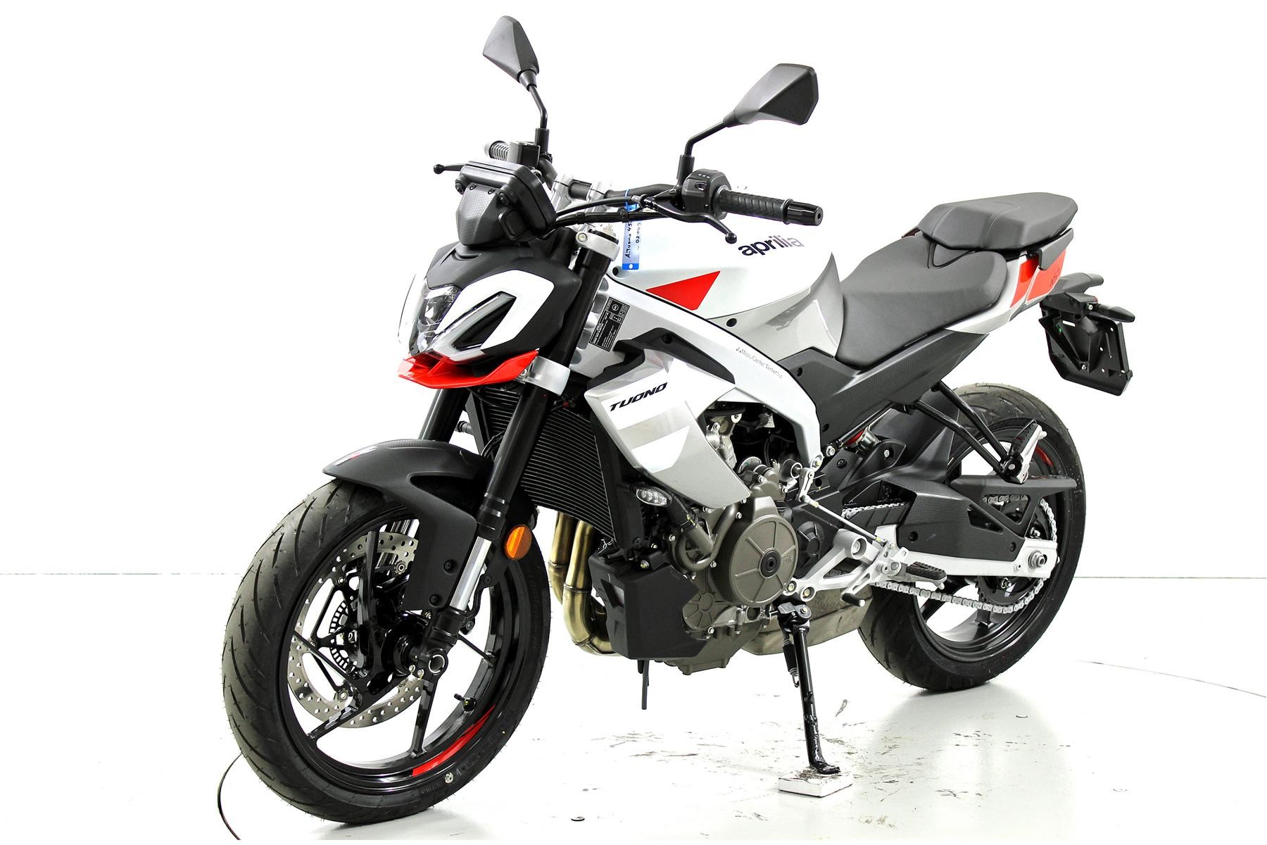 APRILIA Tuono 457 ABS-showroom-element-2
