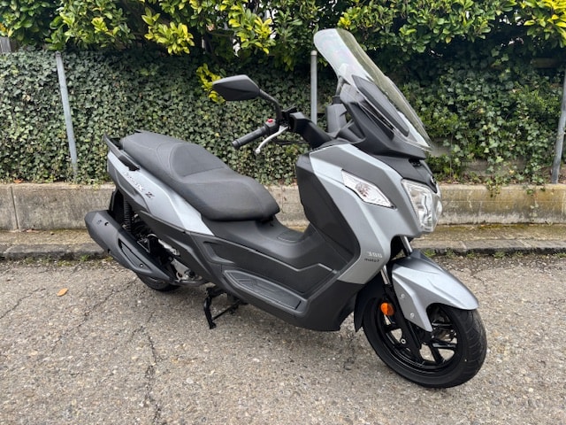 SYM Joymax-Z 300-showroom-element-2