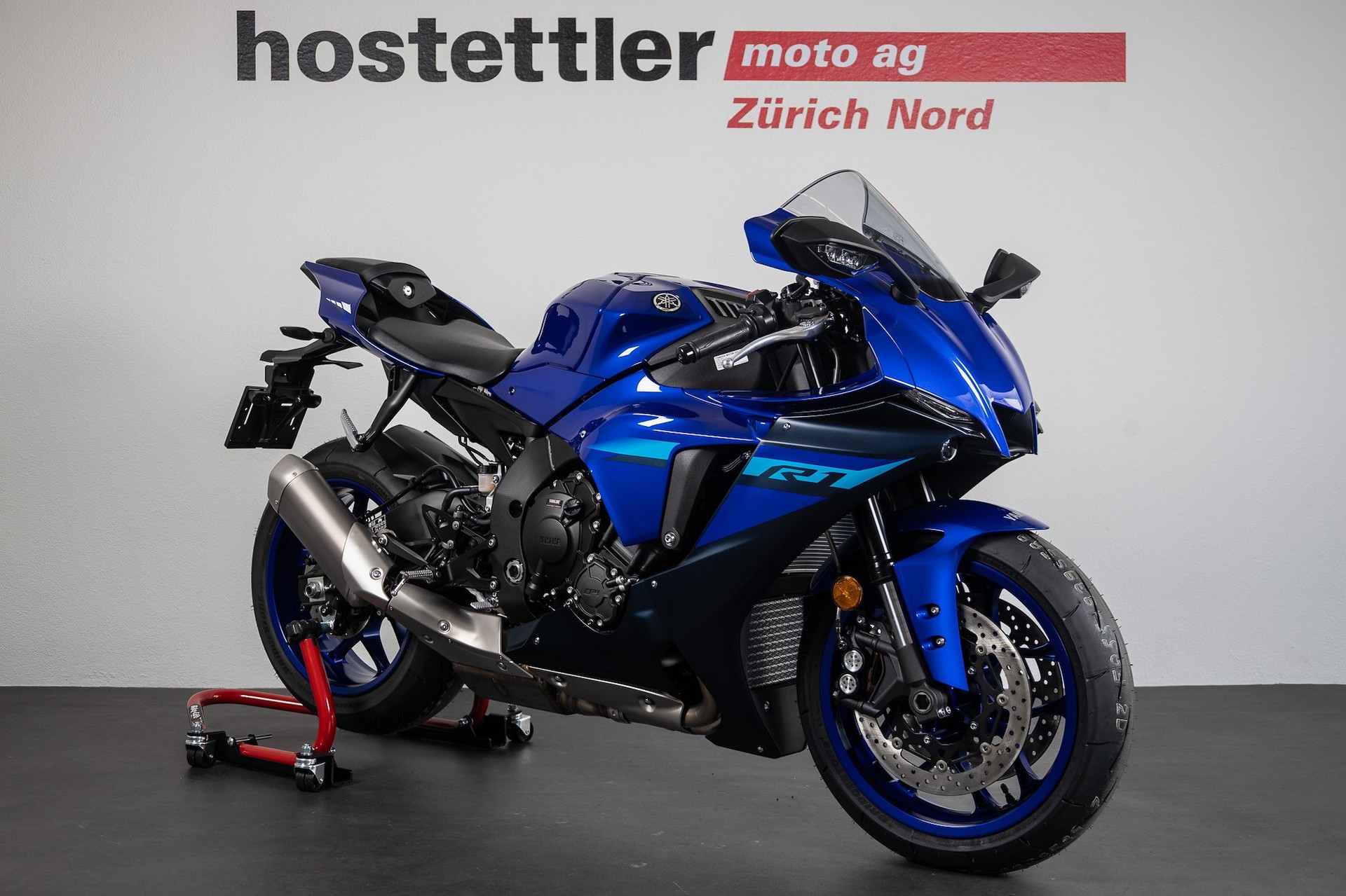 YAMAHA YZF-R1