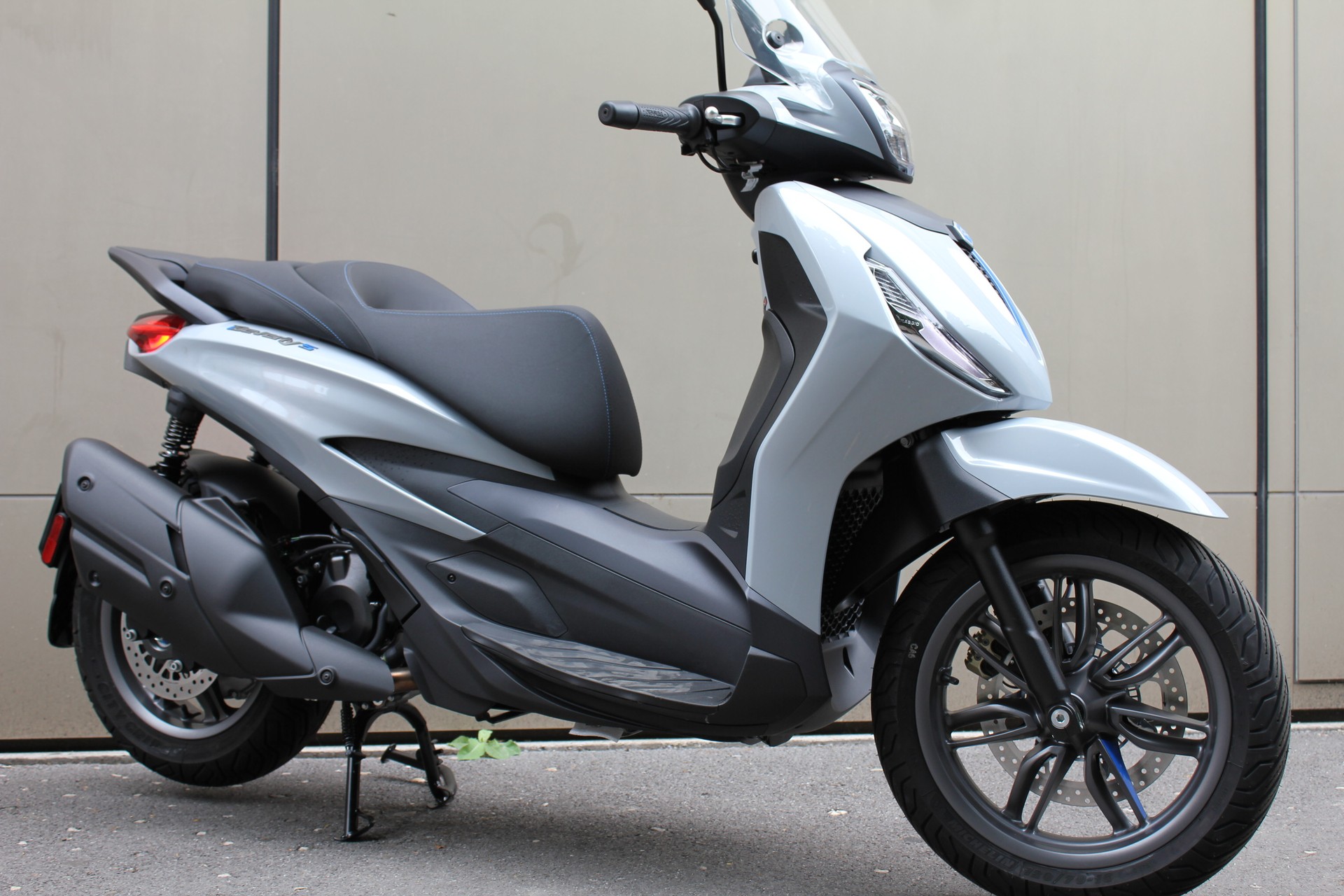 PIAGGIO Beverly 400 Sport E5+