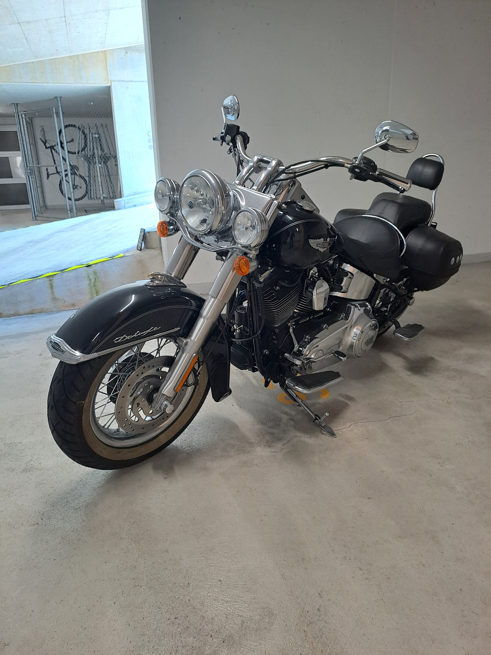 HARLEY-DAVIDSON FLSTN Softail Deluxe ABS-image-7