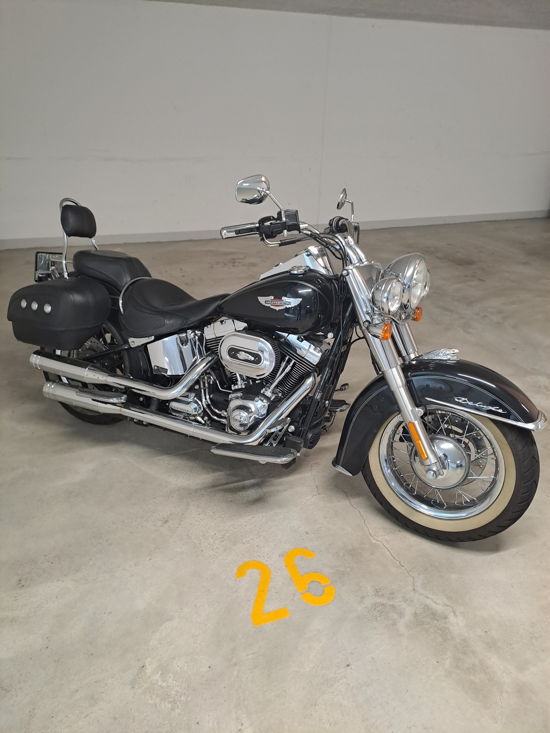 HARLEY-DAVIDSON FLSTN Softail Deluxe ABS-image-0