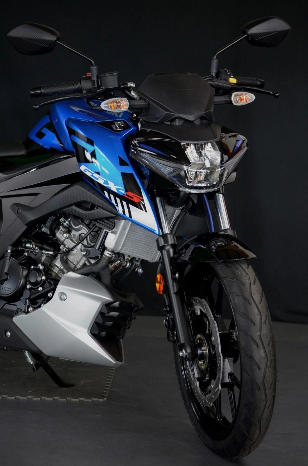 SUZUKI GSX-S 125-showroom-element-2