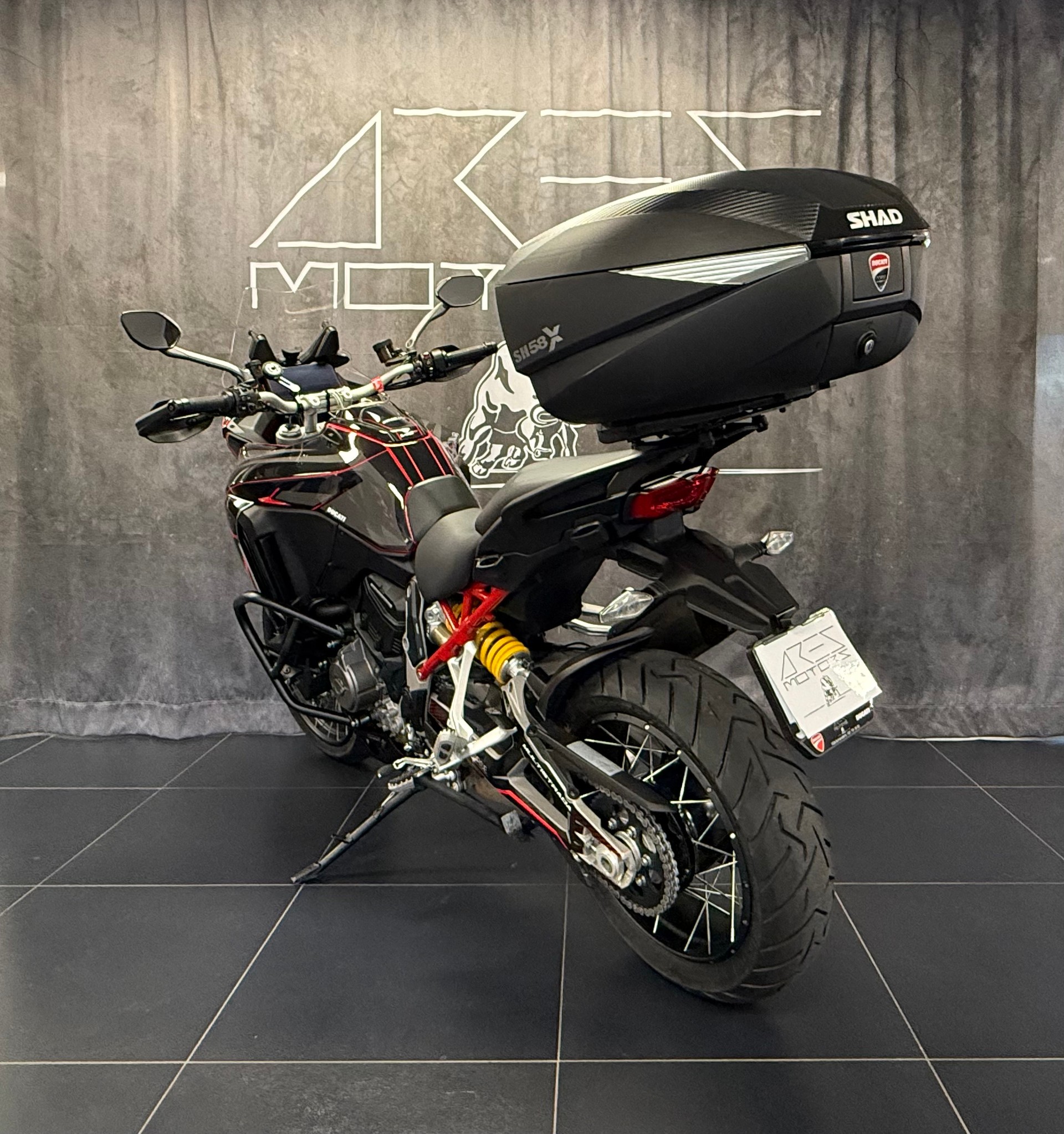 DUCATI Multistrada V4 S Full-showroom-element-3