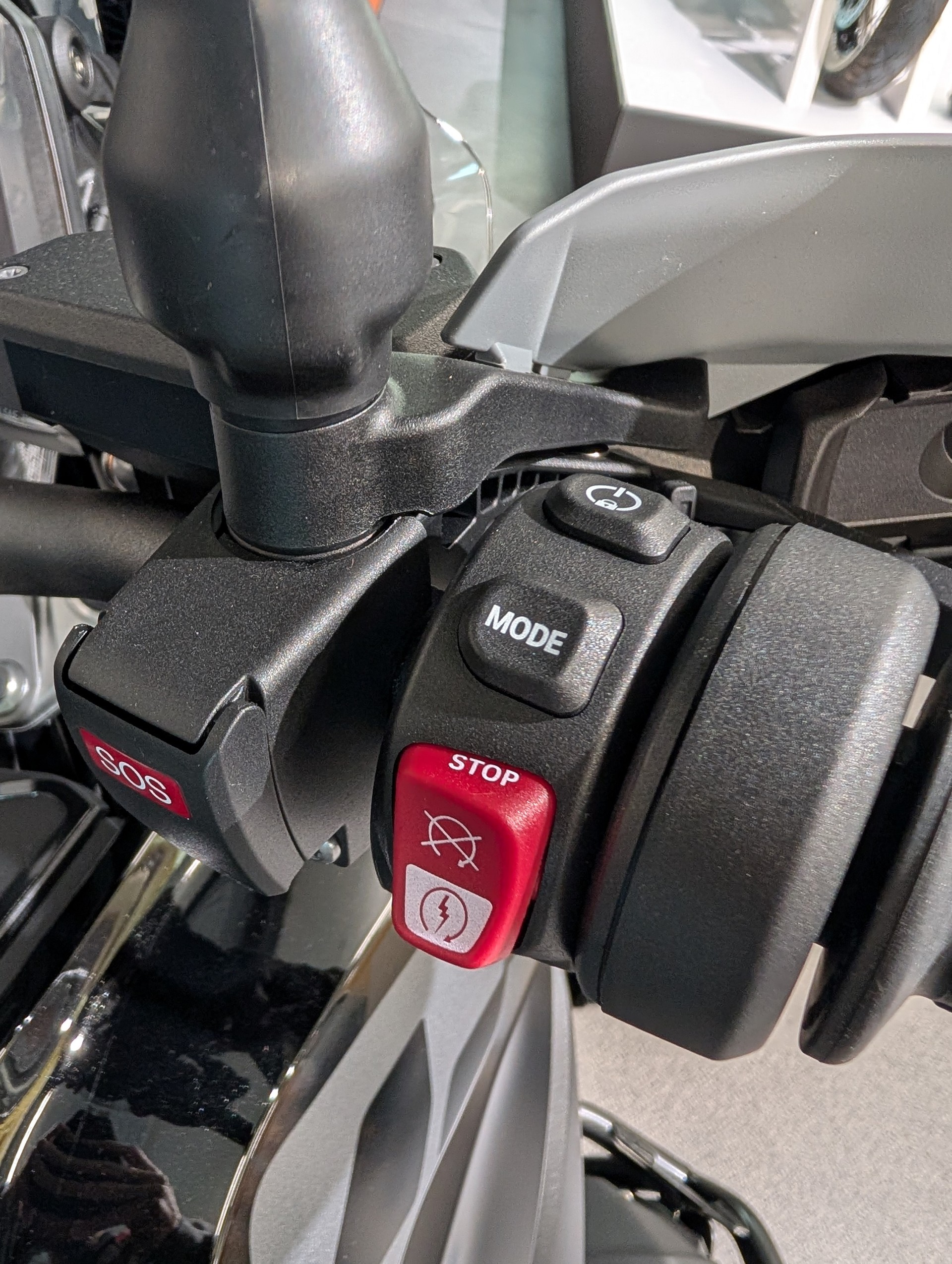 BMW R 1300 GS - Inklusive Service-Paket 3 Jahre / 30'000km!-image-4