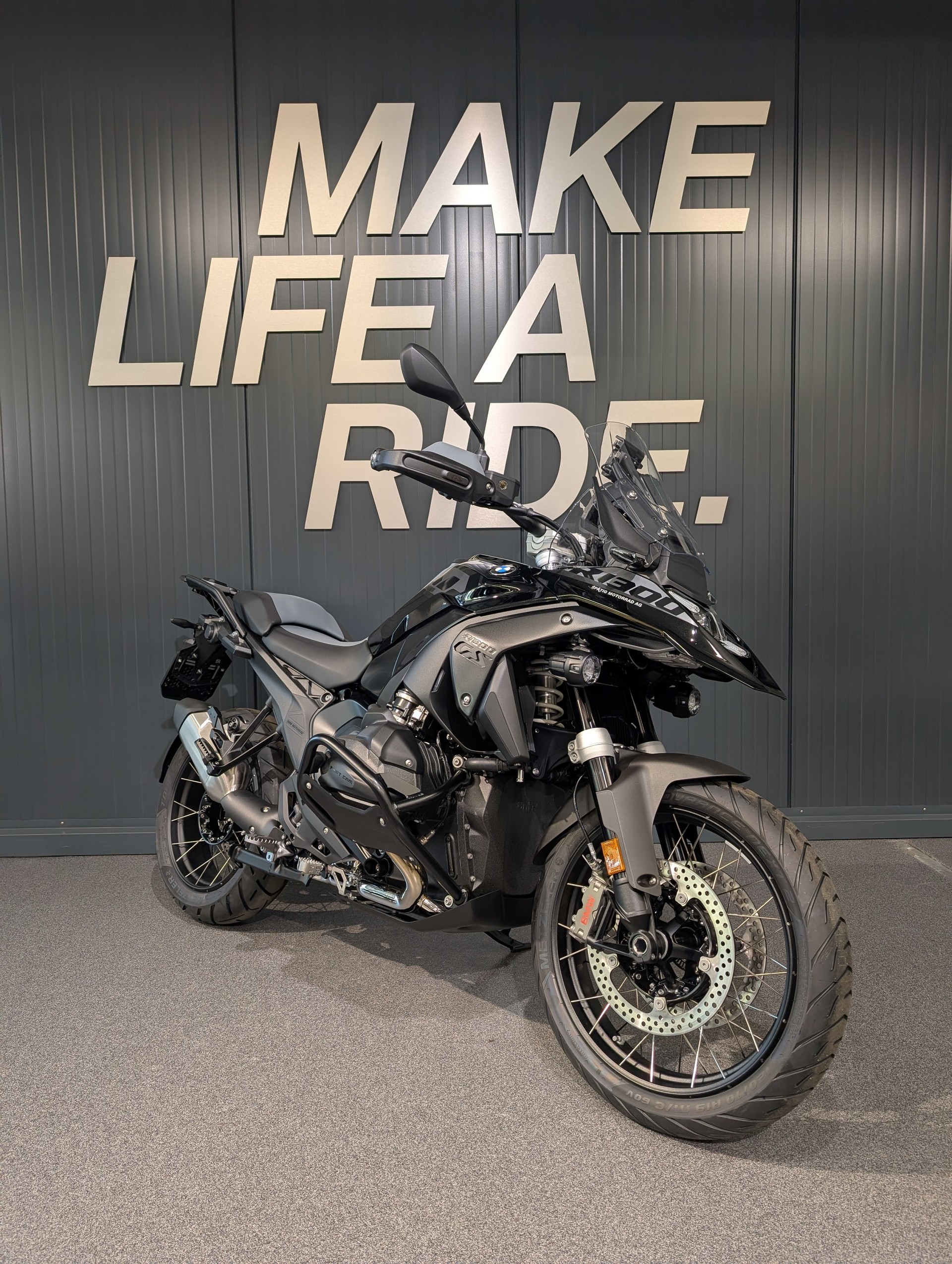 BMW R 1300 GS-showroom-element-1