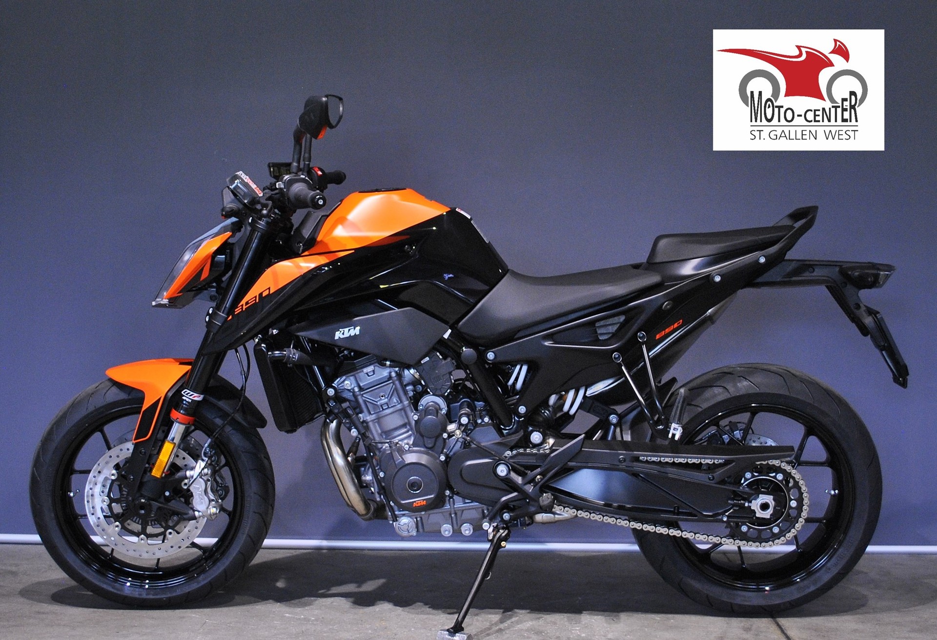 KTM 890 Duke-showroom-element-2