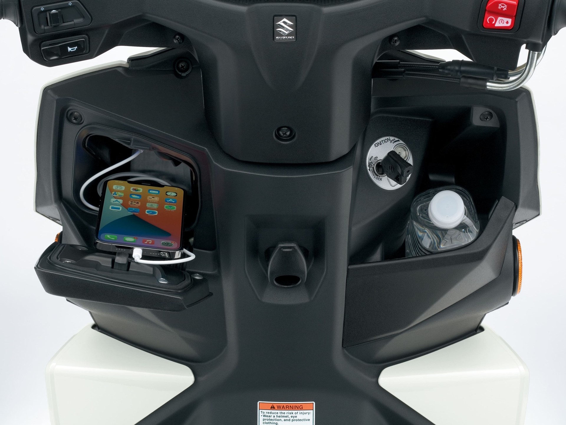 SUZUKI UN 125 Avenis-showroom-element-2