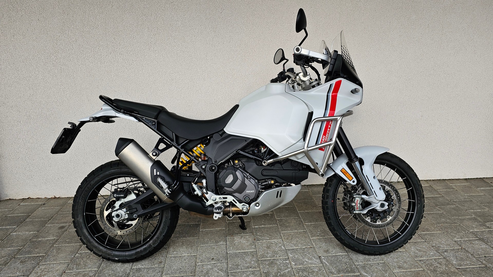 DUCATI Desert X