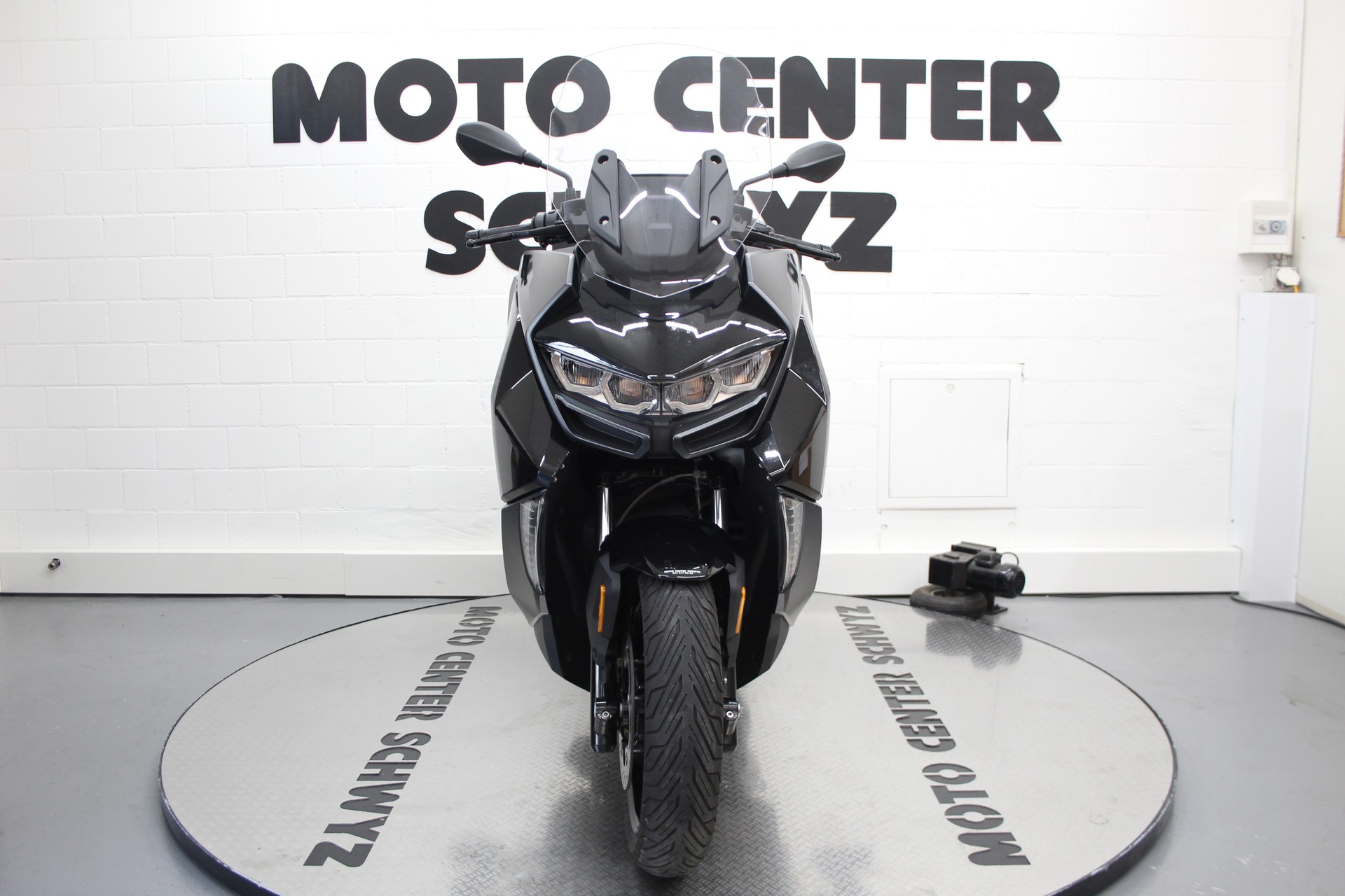 BMW C 400 GT ABS-showroom-element-2