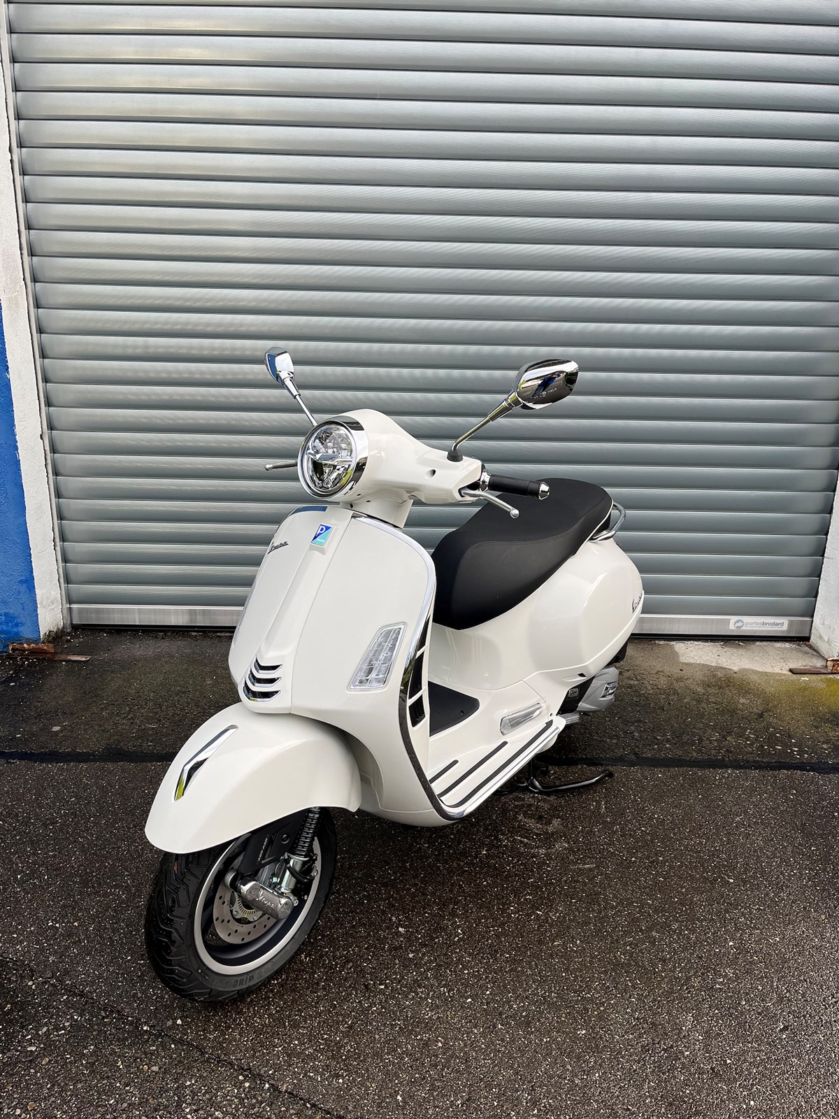 PIAGGIO Vespa GTS ABS