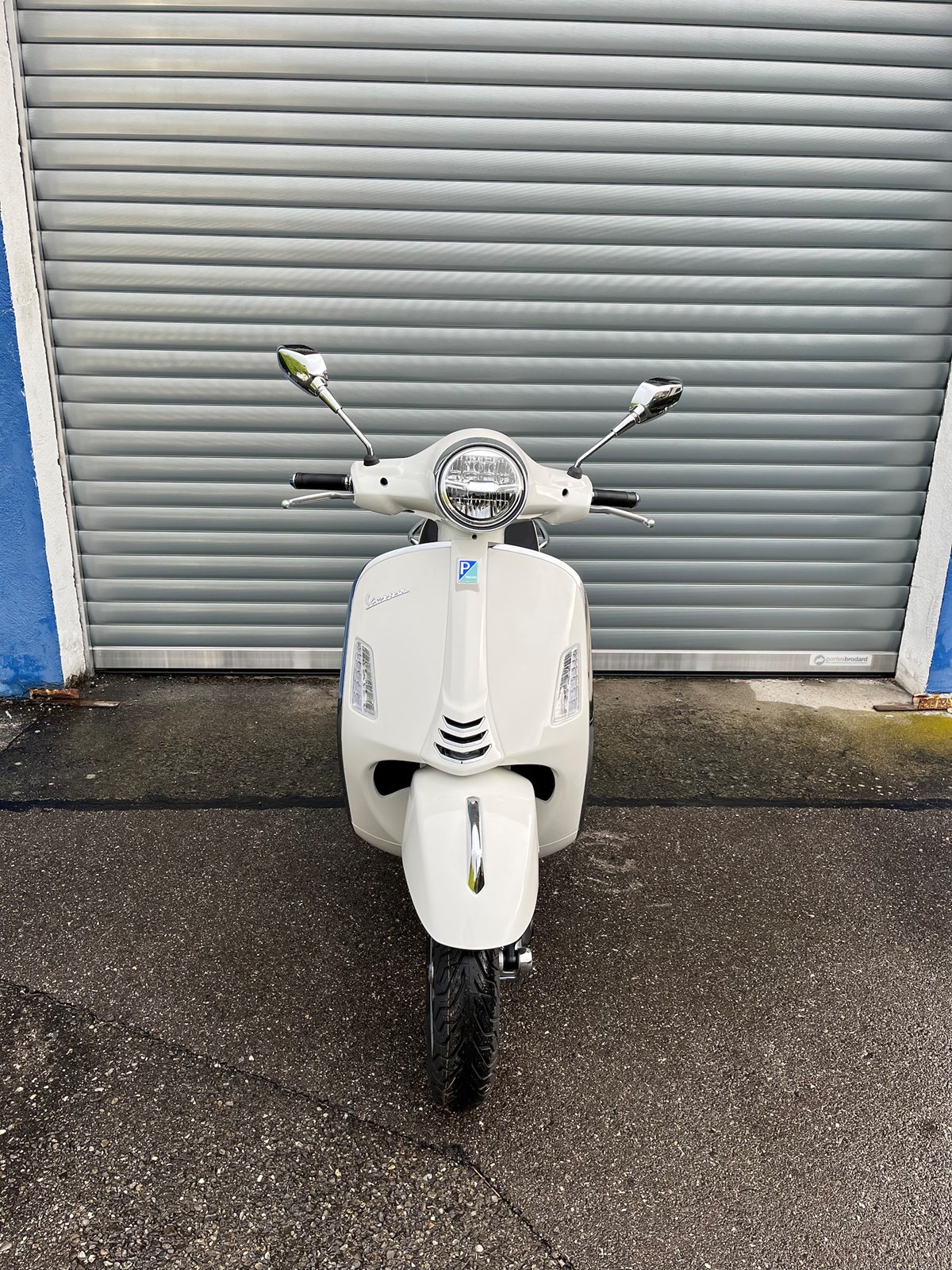 PIAGGIO Vespa GTS ABS-showroom-element-2