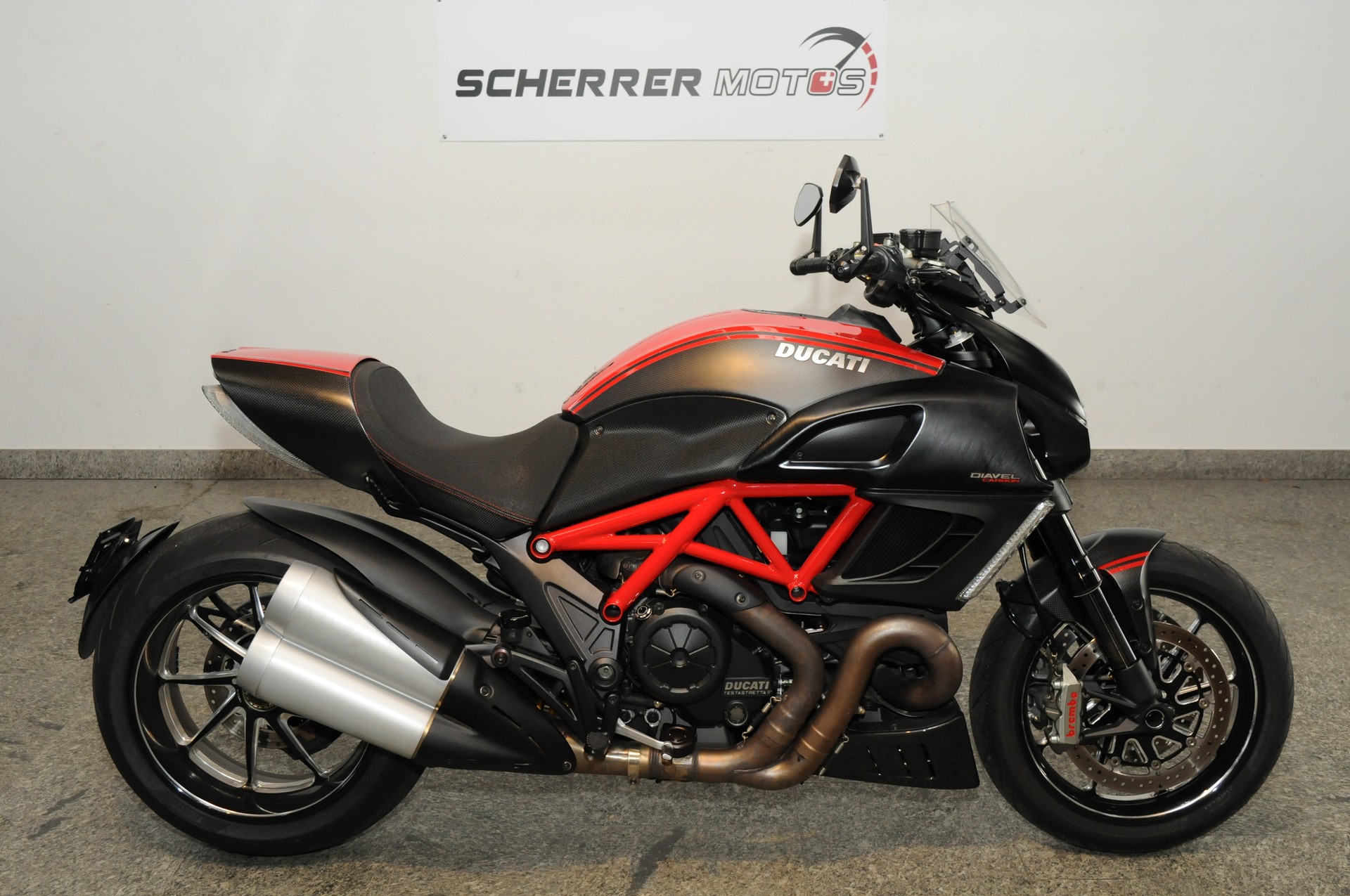 DUCATI Diavel 1200 Carbon