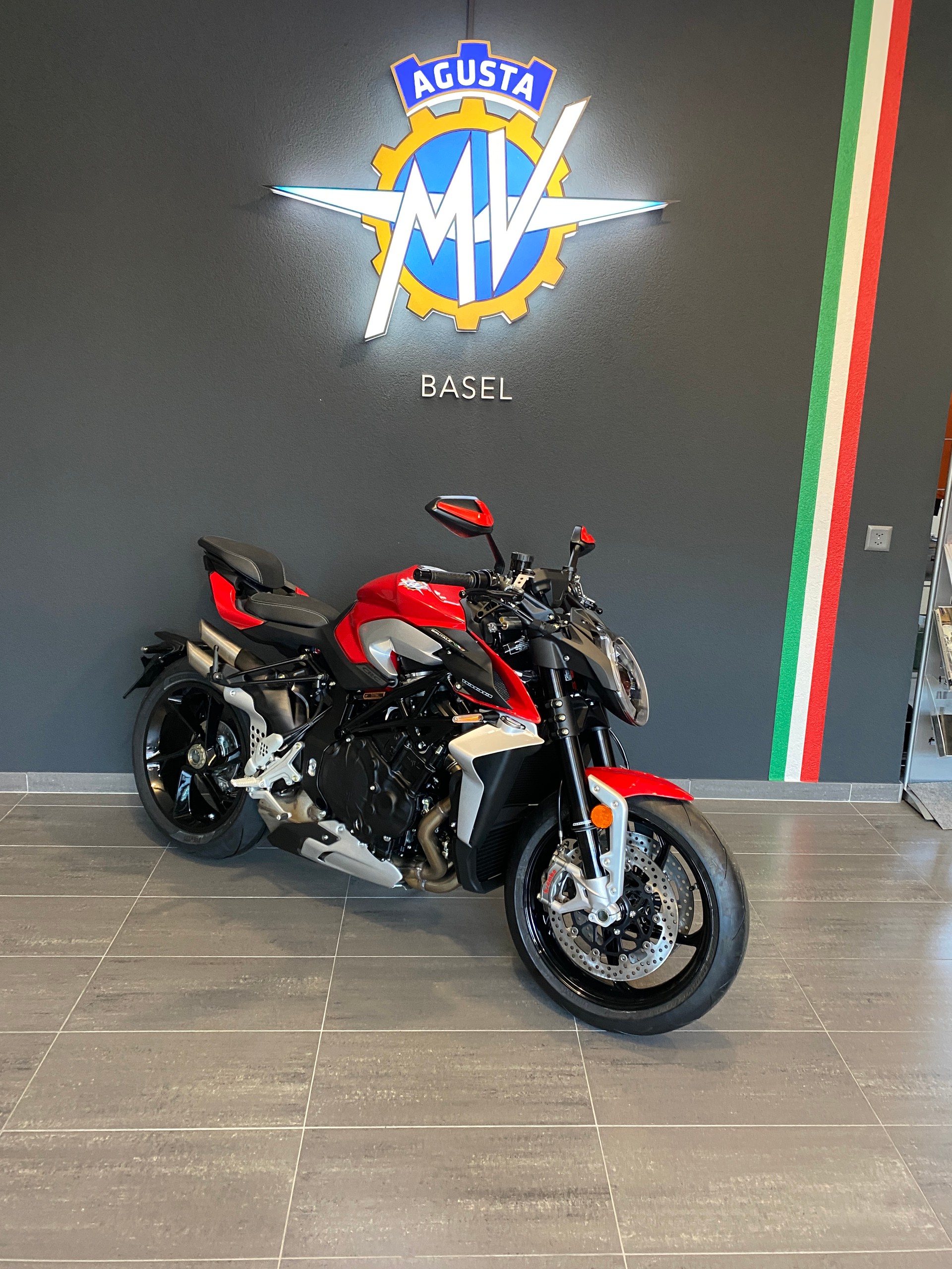MV AGUSTA Brutale 1000