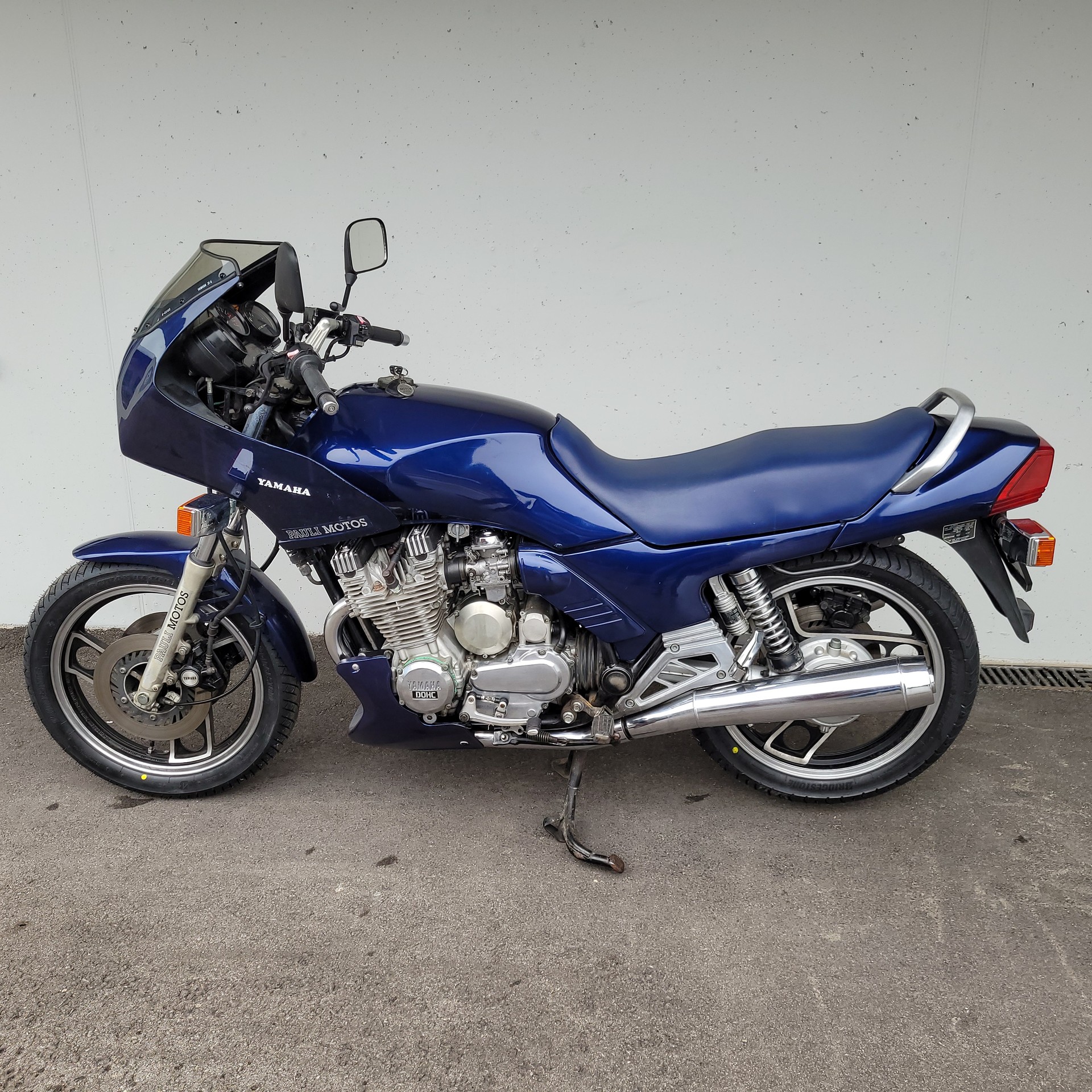 YAMAHA XJ 900