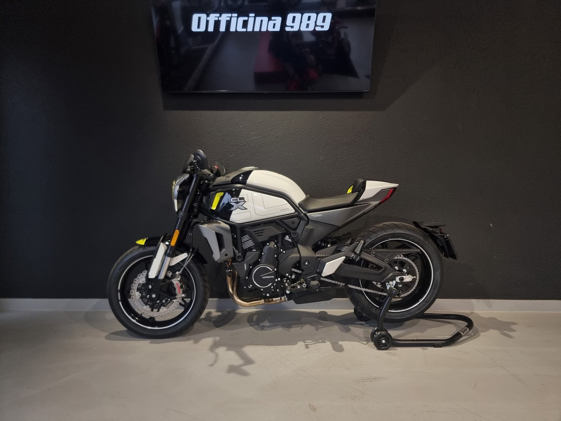 CF MOTO CL-X 700 Sport-showroom-element-1