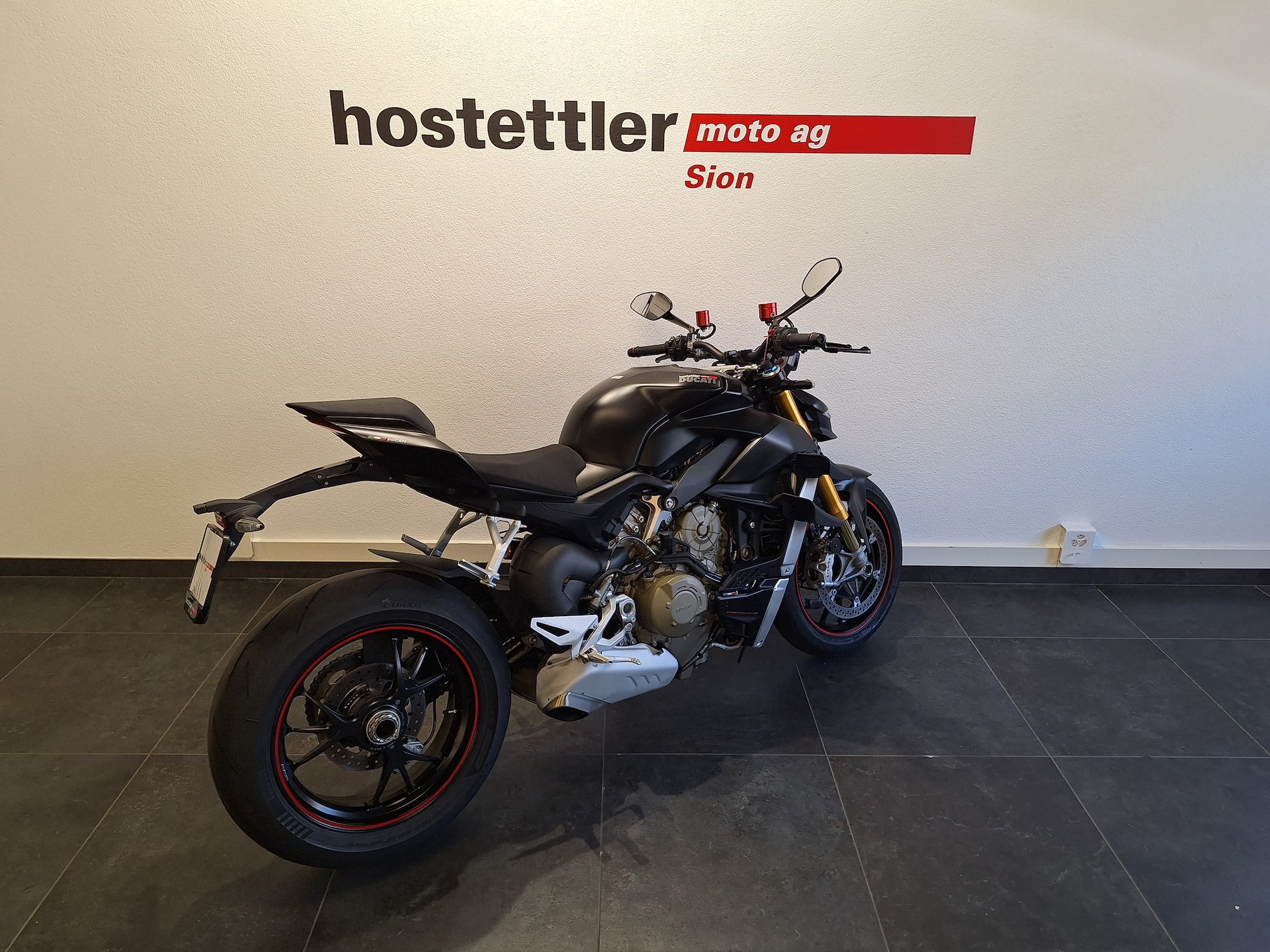 DUCATI Streetfighter V4 S-image-5