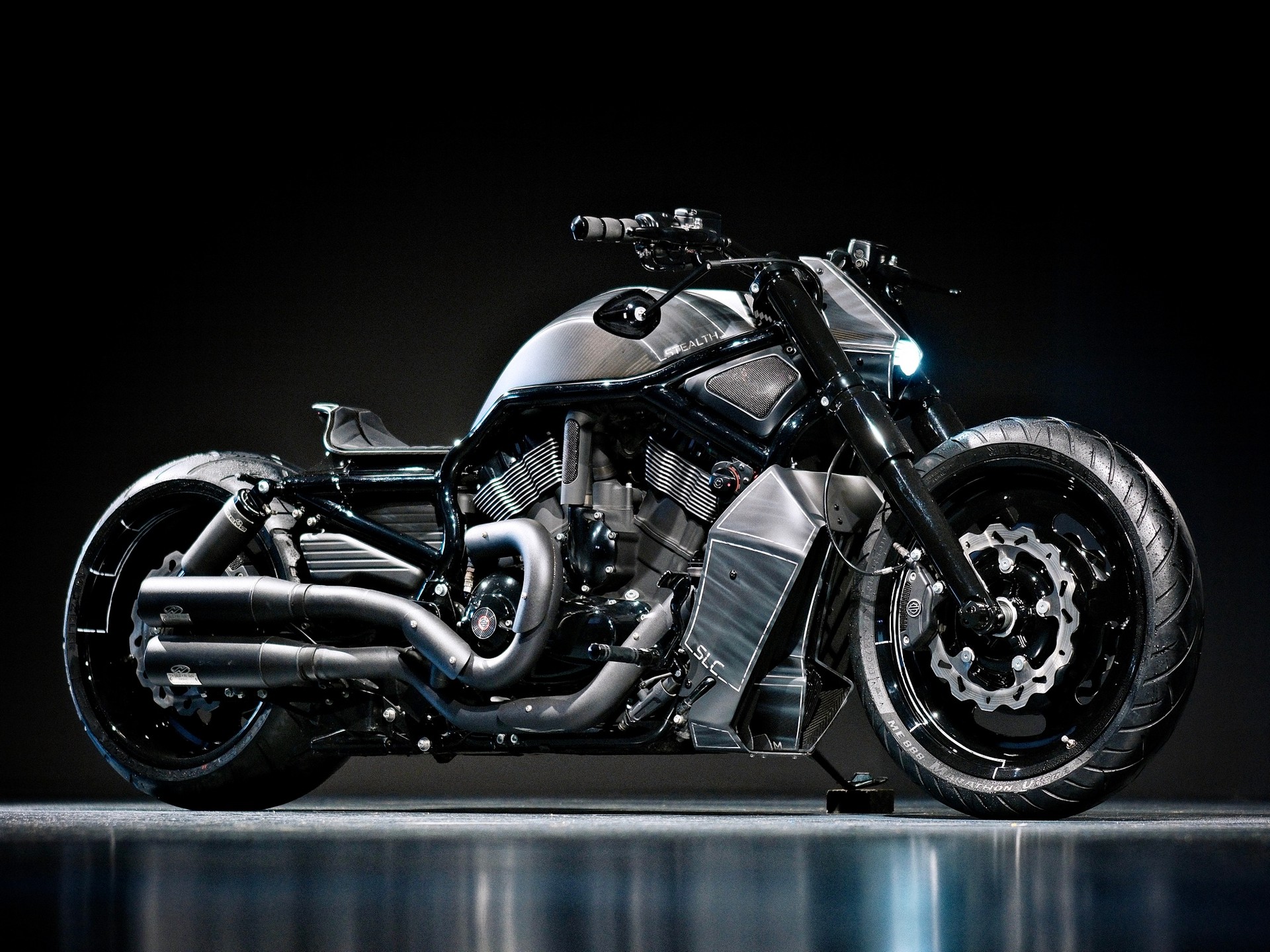 HARLEY-DAVIDSON VRSCDX Night Rod Special