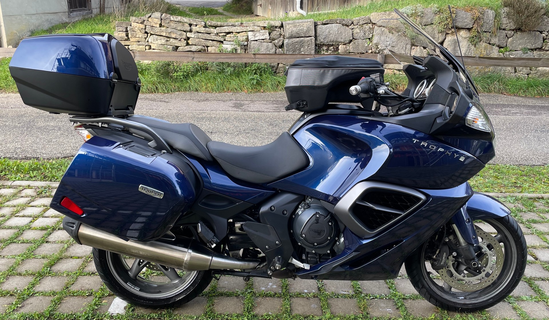 TRIUMPH Trophy 1200 SE ABS