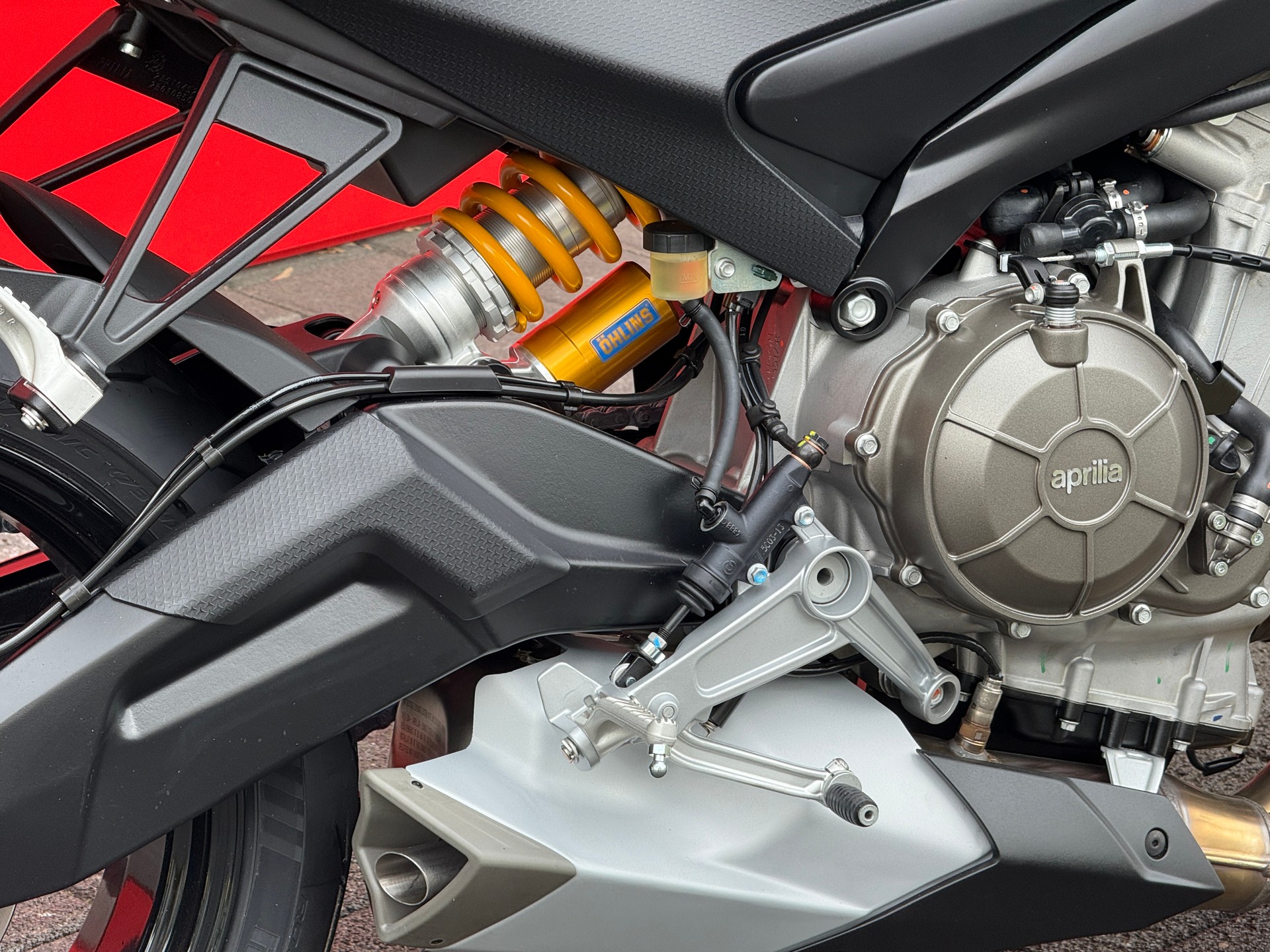 APRILIA Tuono 660 E5+ Factory (70kW)-image-5