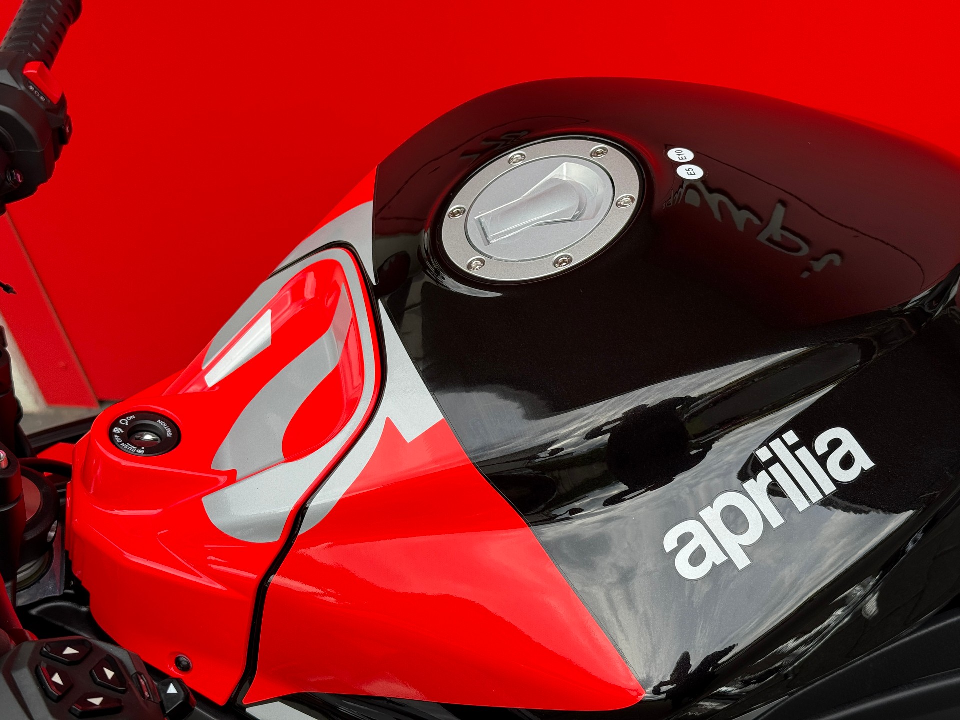 APRILIA Tuono 660 E5+ Factory (70kW)-image-10