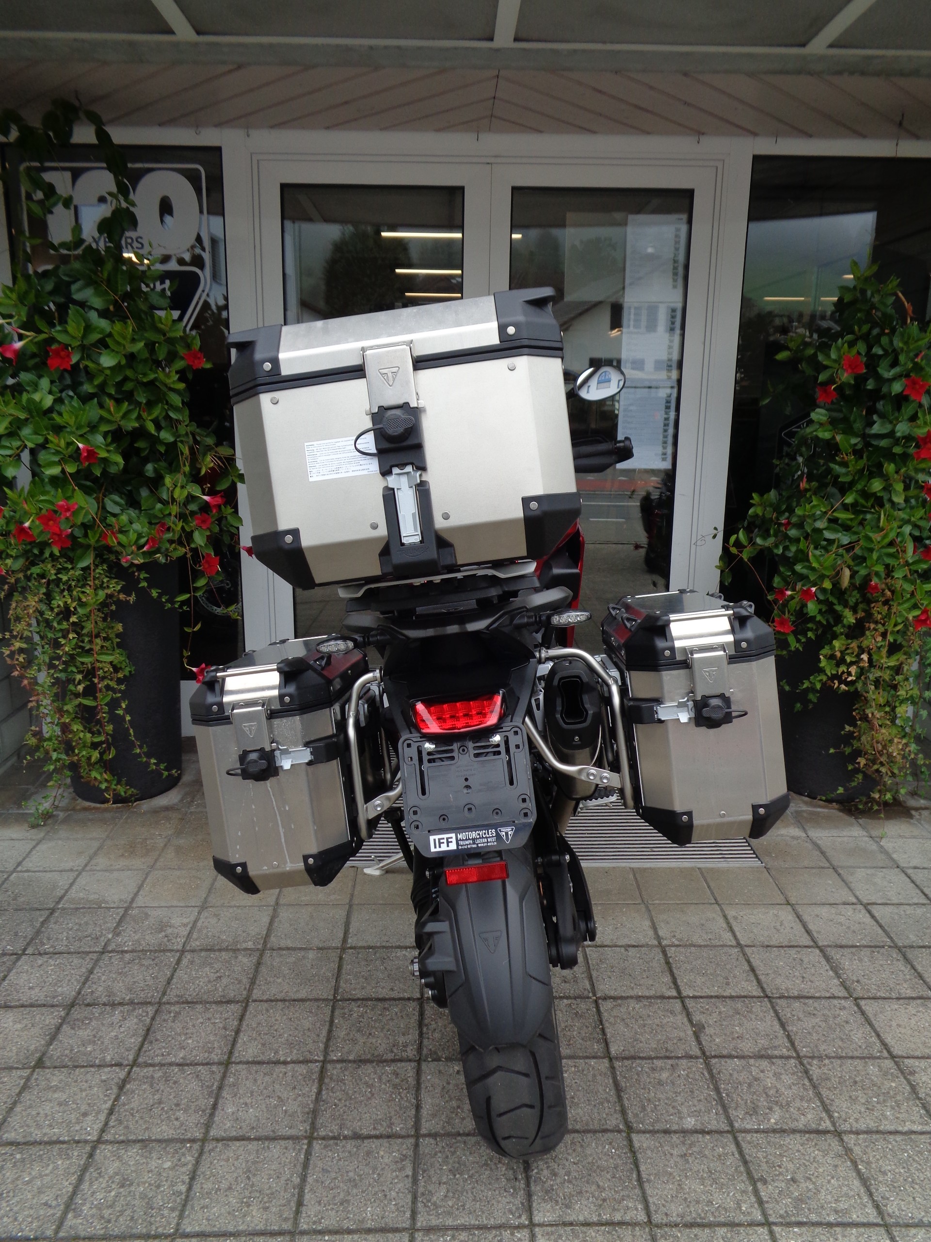 TRIUMPH Tiger 1200 GT Pro-showroom-element-3