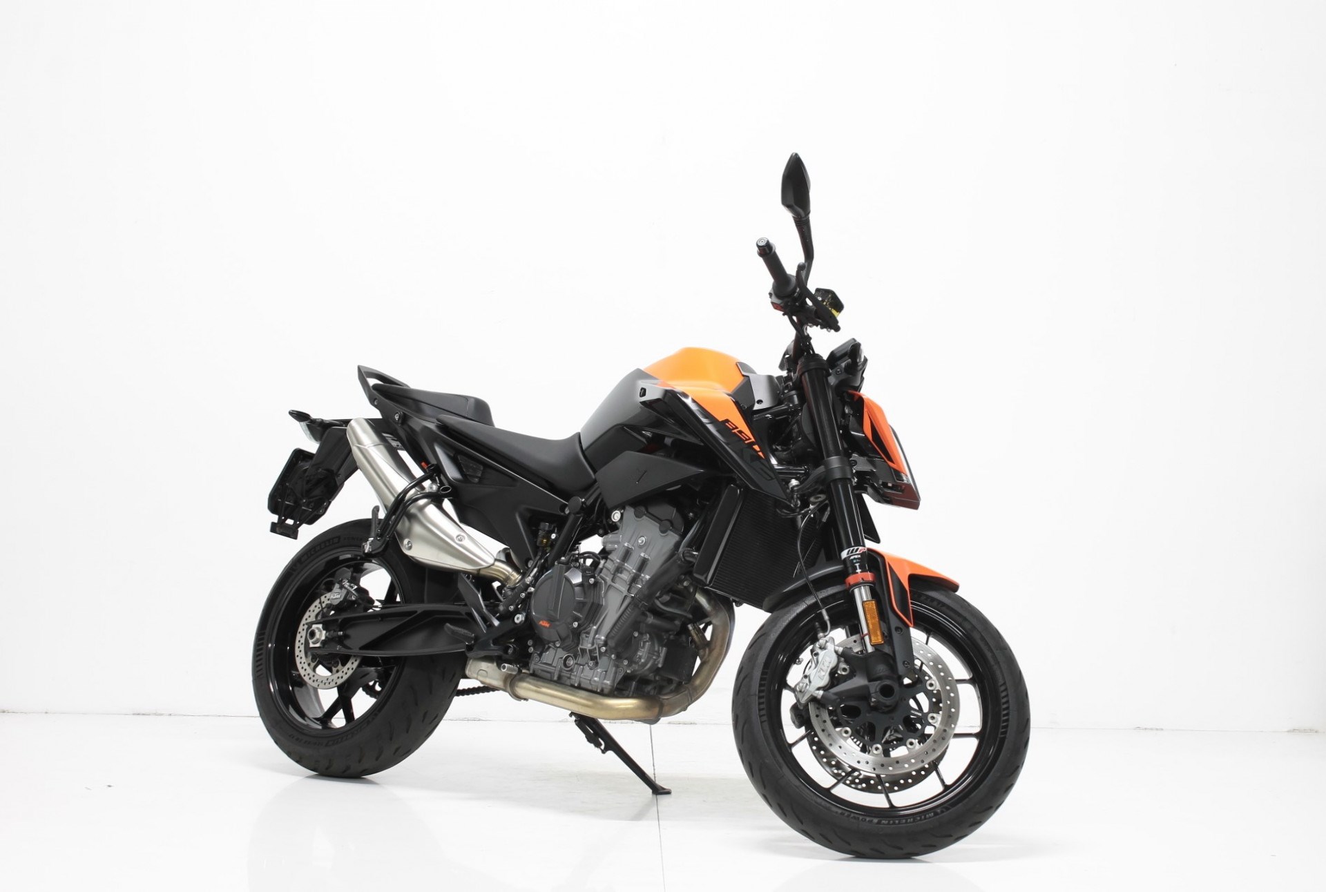 KTM 890 Duke