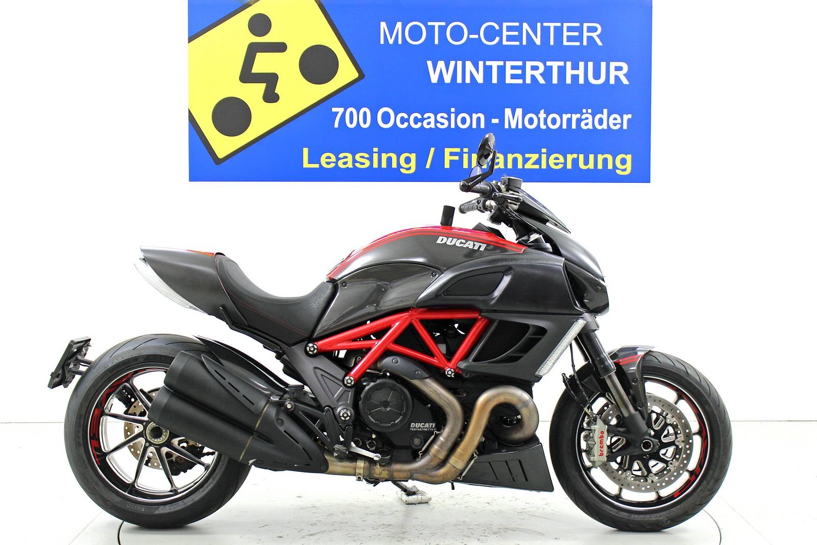 DUCATI Diavel 1200 Carbon