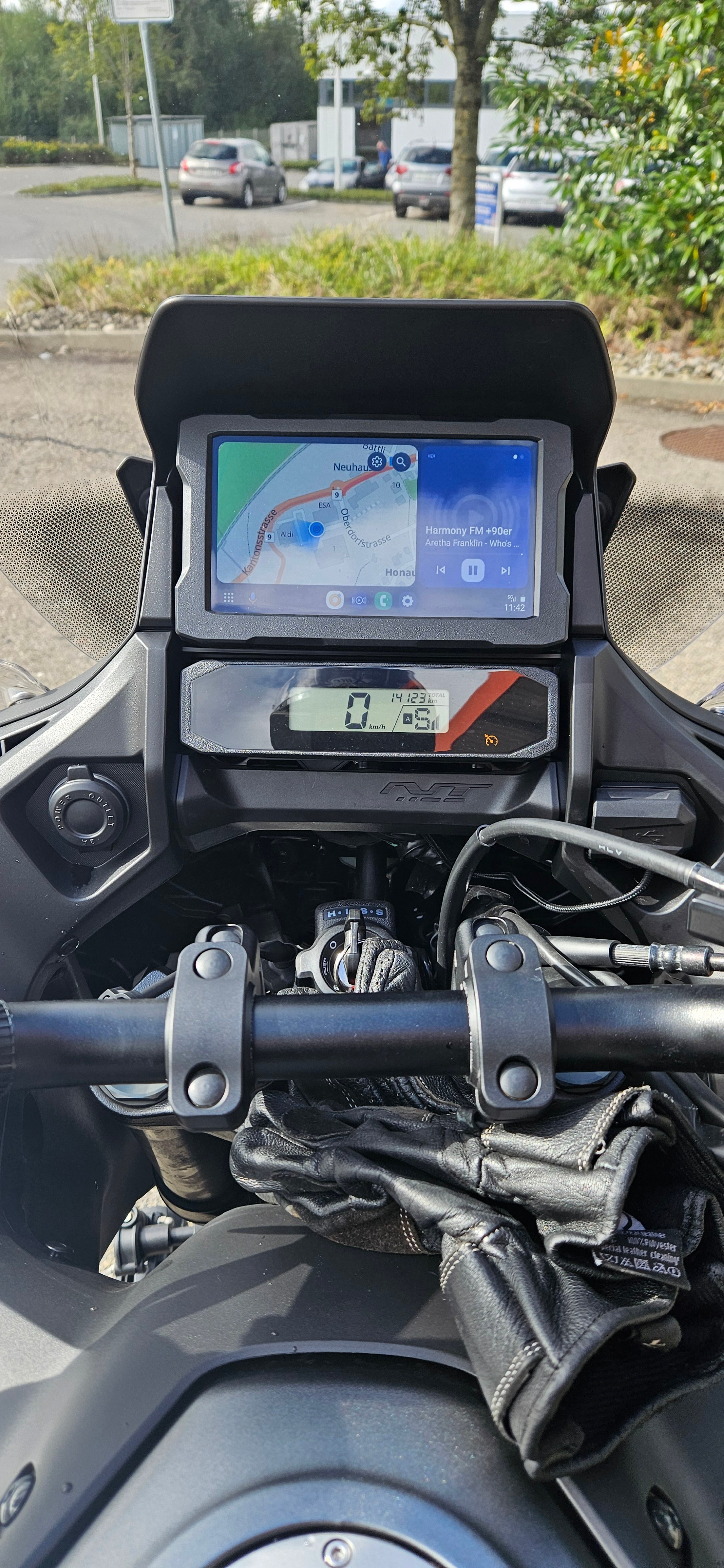 HONDA NT 1100-image-2