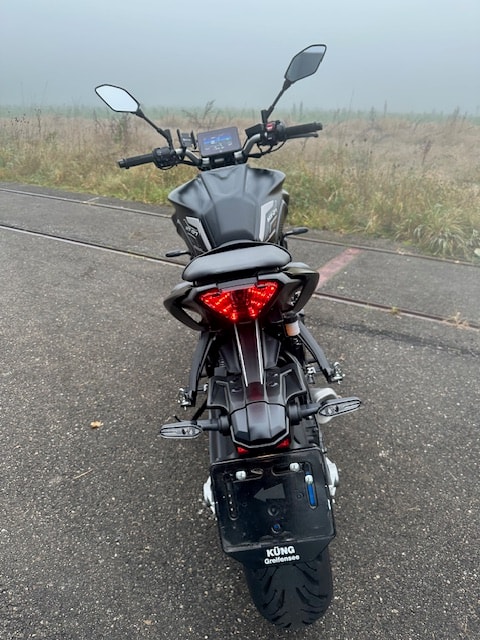 YAMAHA MT-07 (35KW)-showroom-element-3
