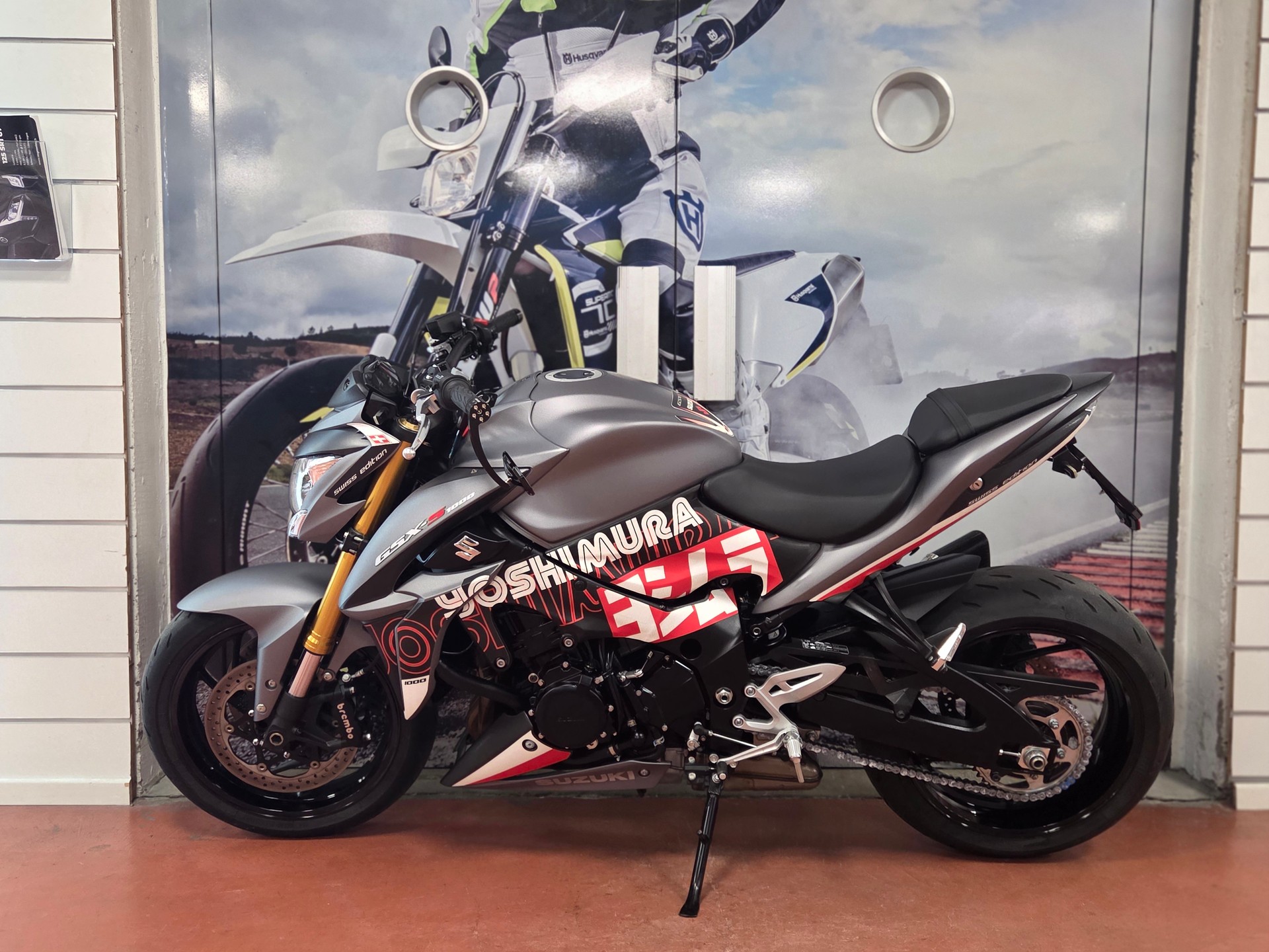 SUZUKI GSX-S 1000