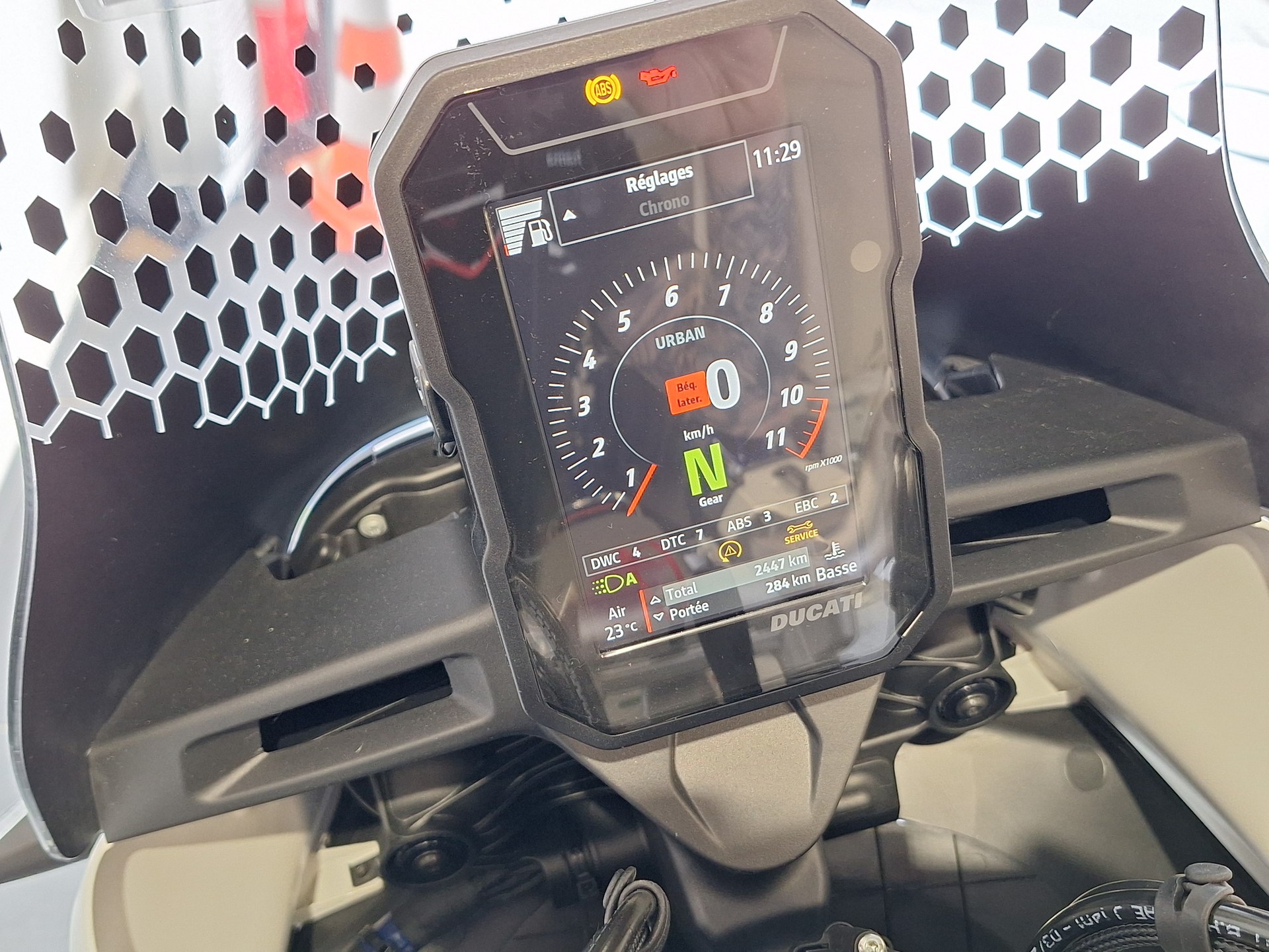DUCATI Desert X-image-1