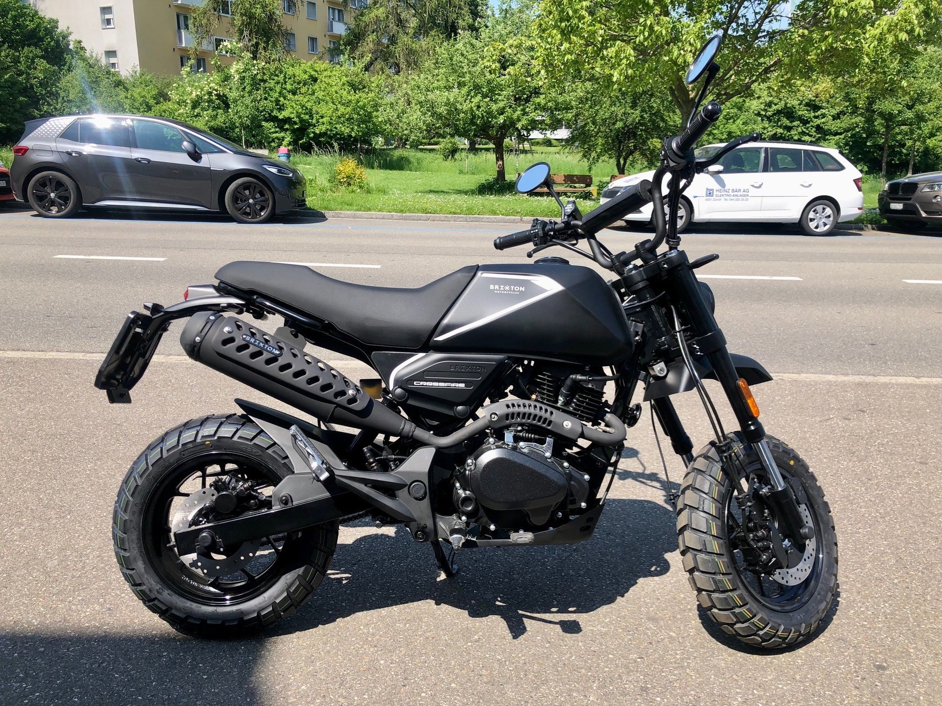 BRIXTON Crossfire 125 XS - GRATIS LIEFERUNG*-image-0