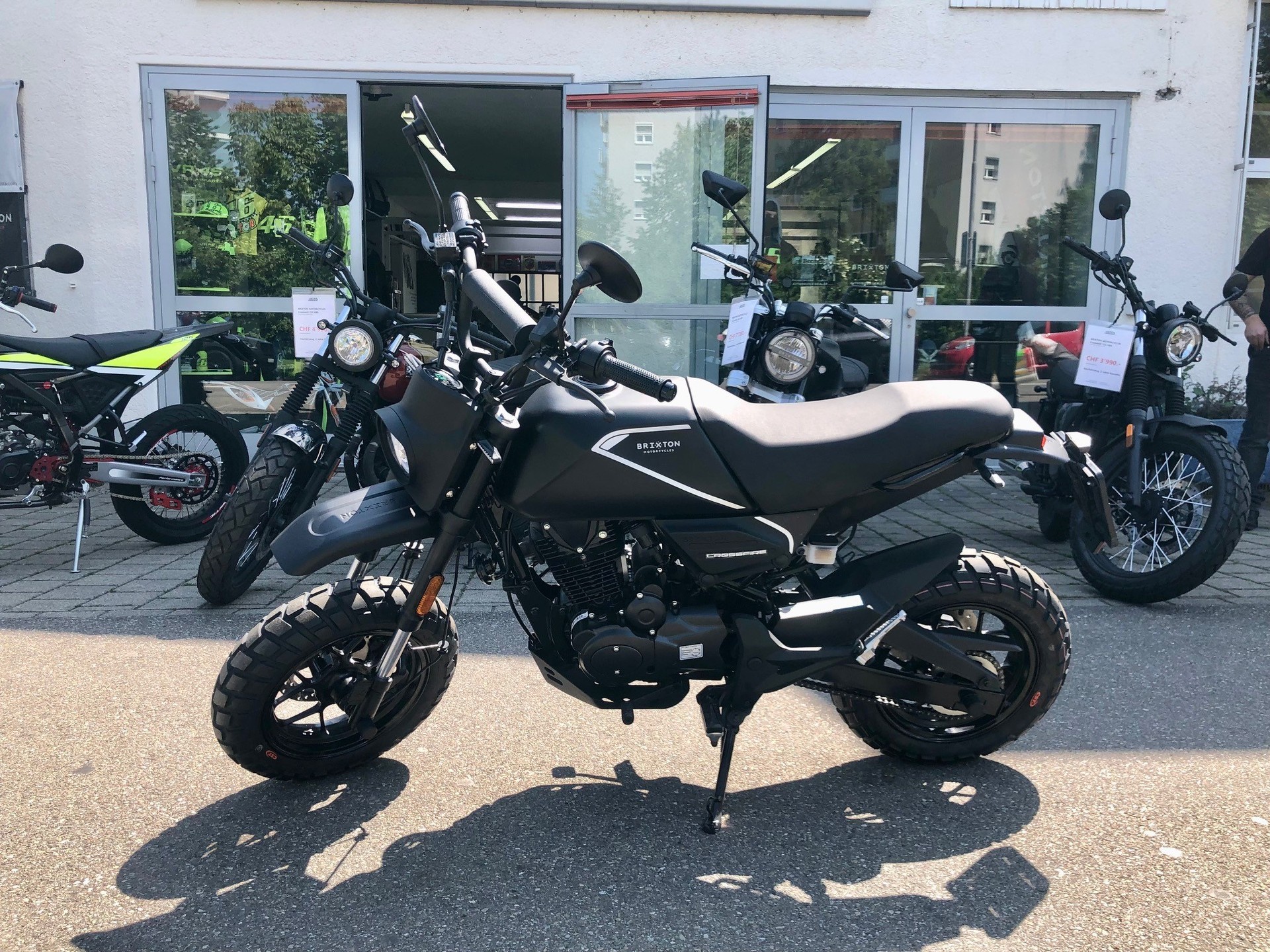 BRIXTON Crossfire 125 XS - GRATIS LIEFERUNG*-image-1