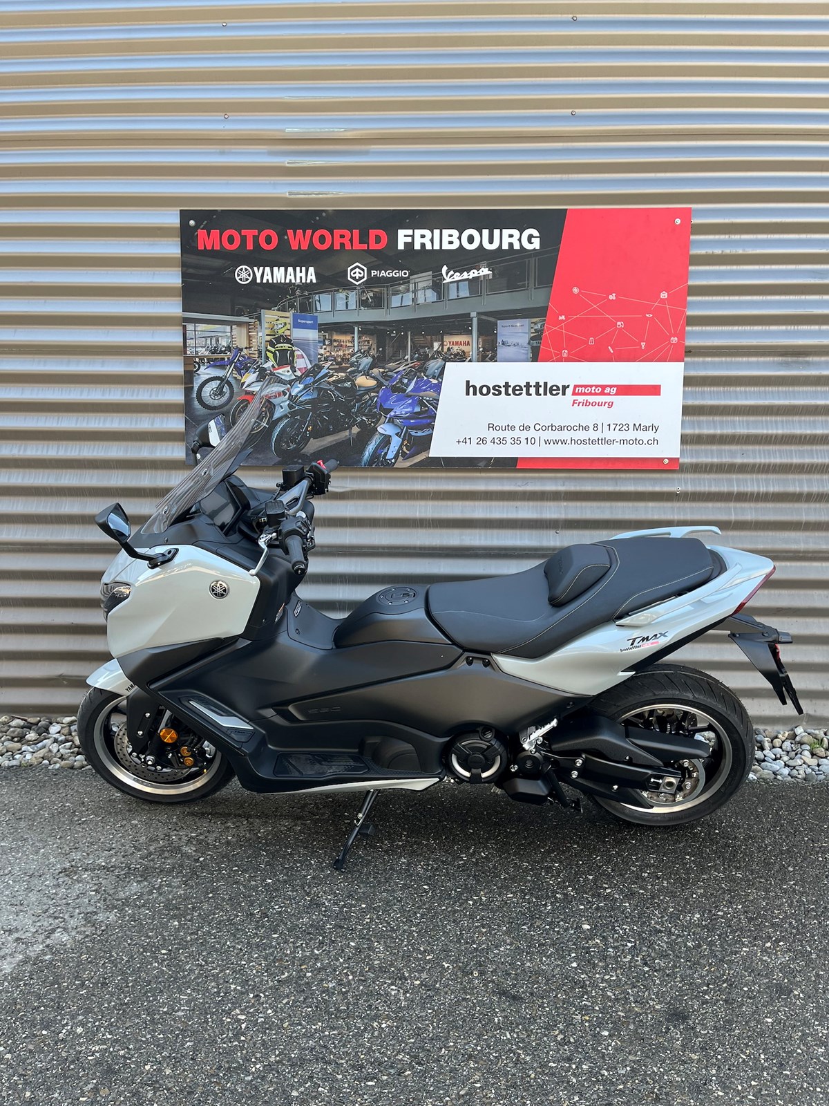 YAMAHA XP 560-showroom-element-1