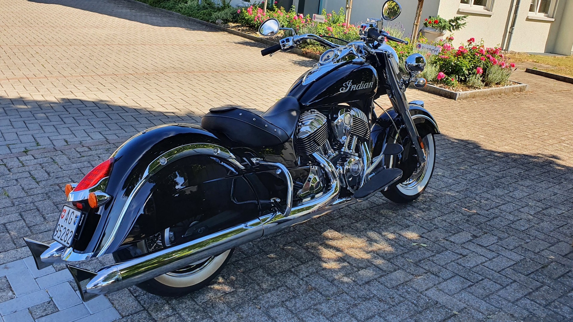 INDIAN Chief Classic-image-1
