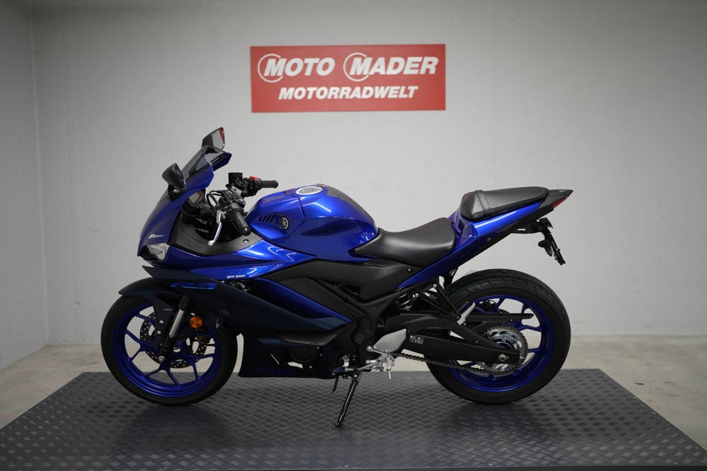 YAMAHA YZF-R3 mit Tieferlegung-showroom-element-2