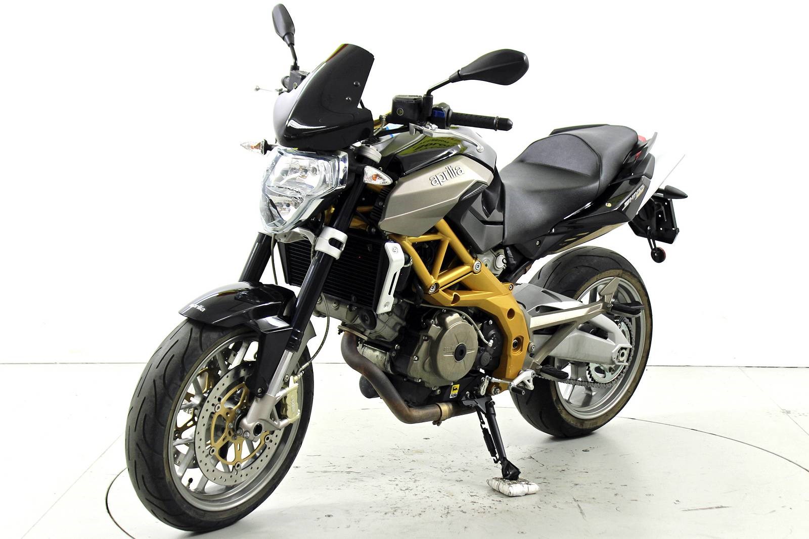 APRILIA SL 750 Shiver-showroom-element-2