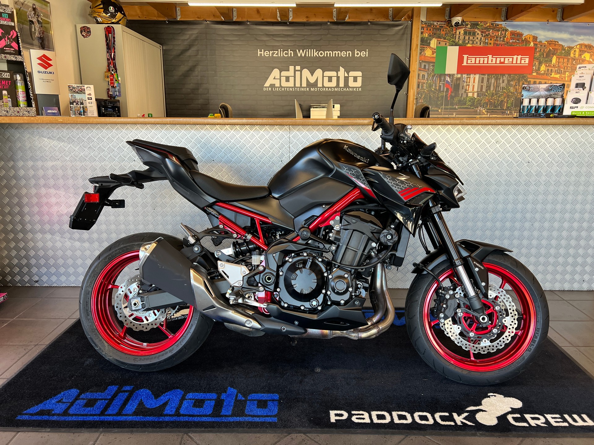 KAWASAKI Z 900