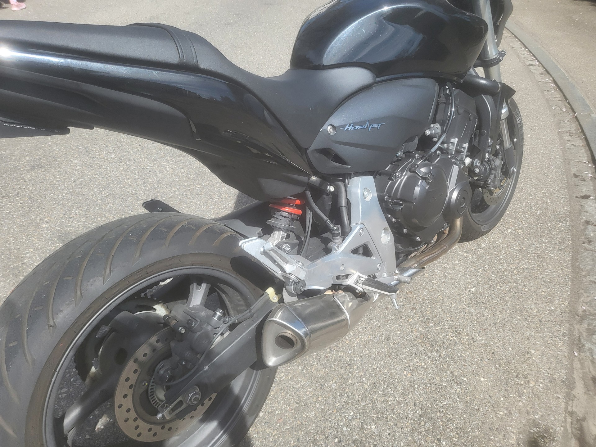 HONDA CB 600 F ABS Hornet-image-11