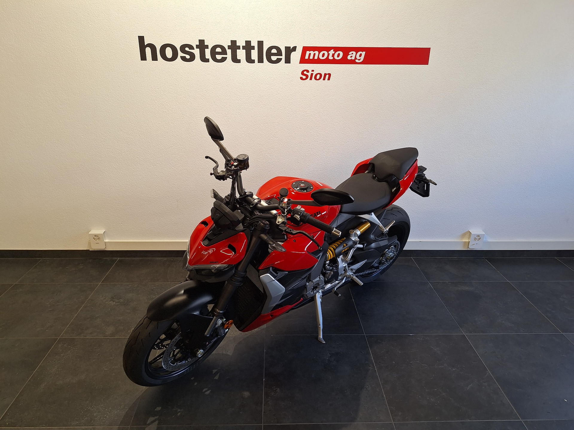 DUCATI Streetfighter V2-image-4