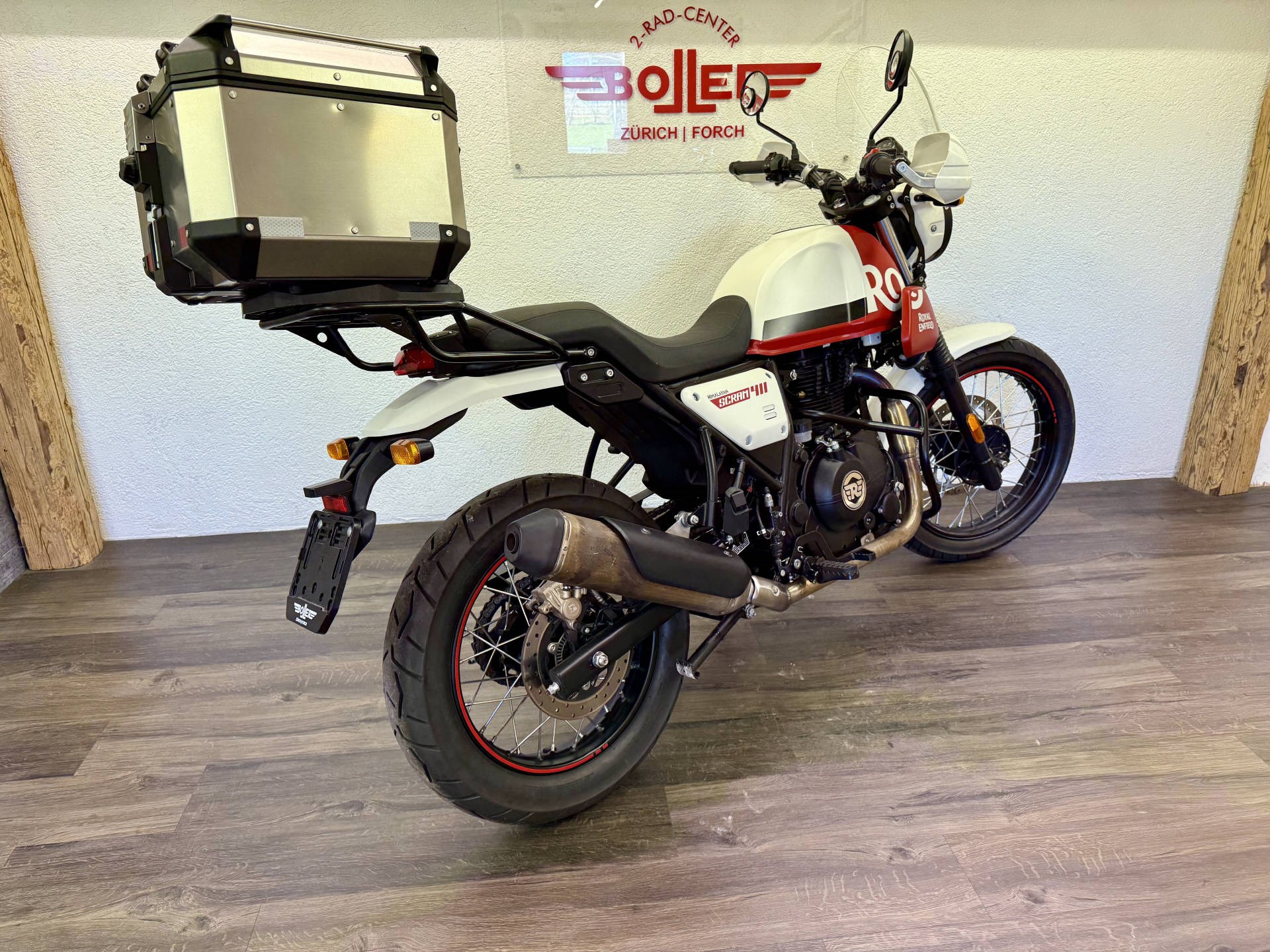 ROYAL ENFIELD Scram 411 ABS-showroom-element-2