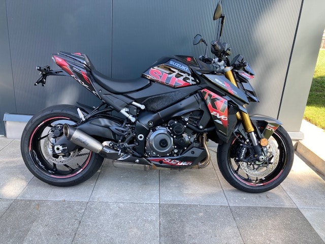 SUZUKI GSX-S 1000 EVO