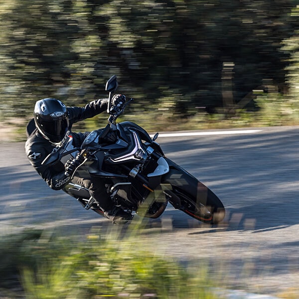 CF MOTO 800 NK Advanced-showroom-element-3