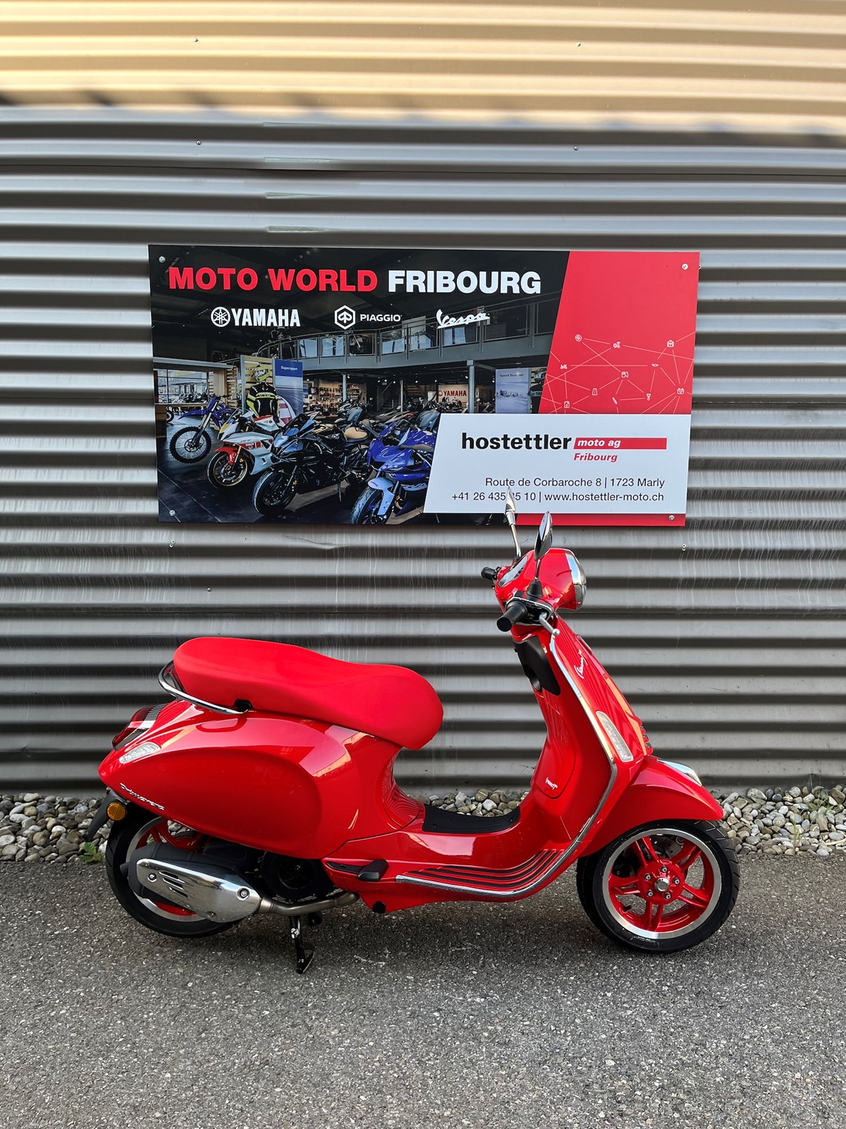 PIAGGIO Vespa Primavera Red ABS-showroom-element-3
