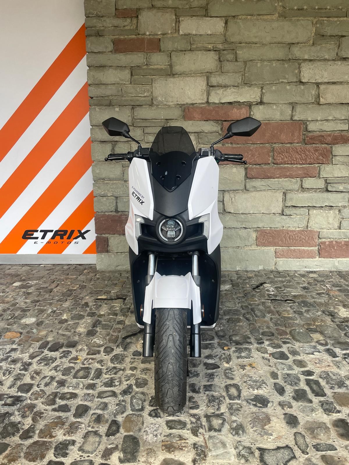 SILENCE Etrix S01-showroom-element-1