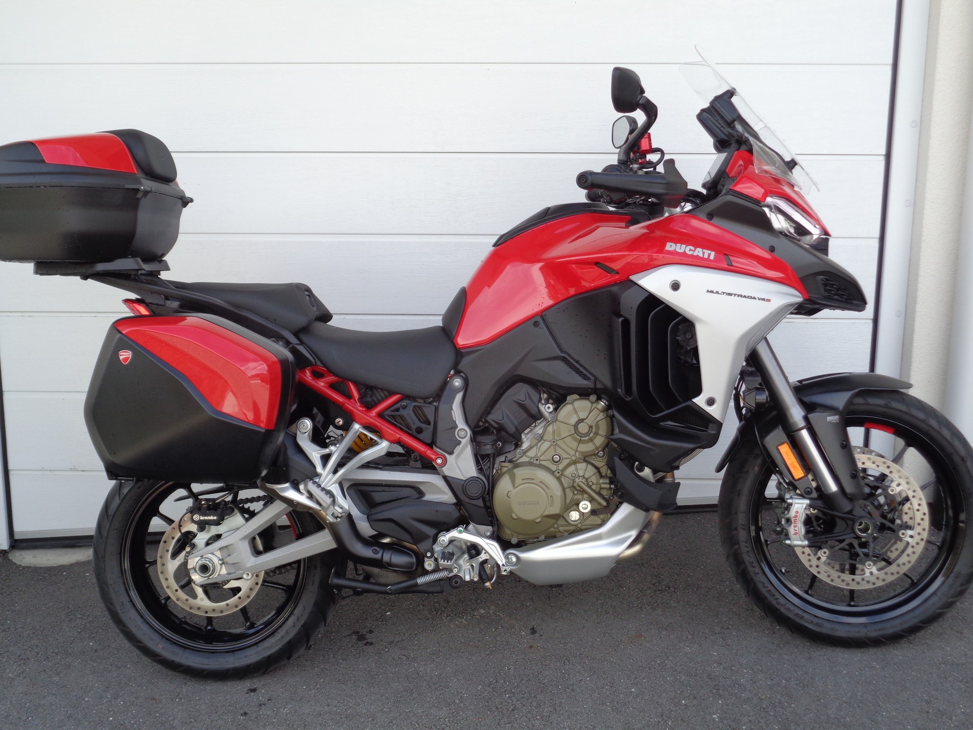 DUCATI Multistrada V4 S Full-showroom-element-2
