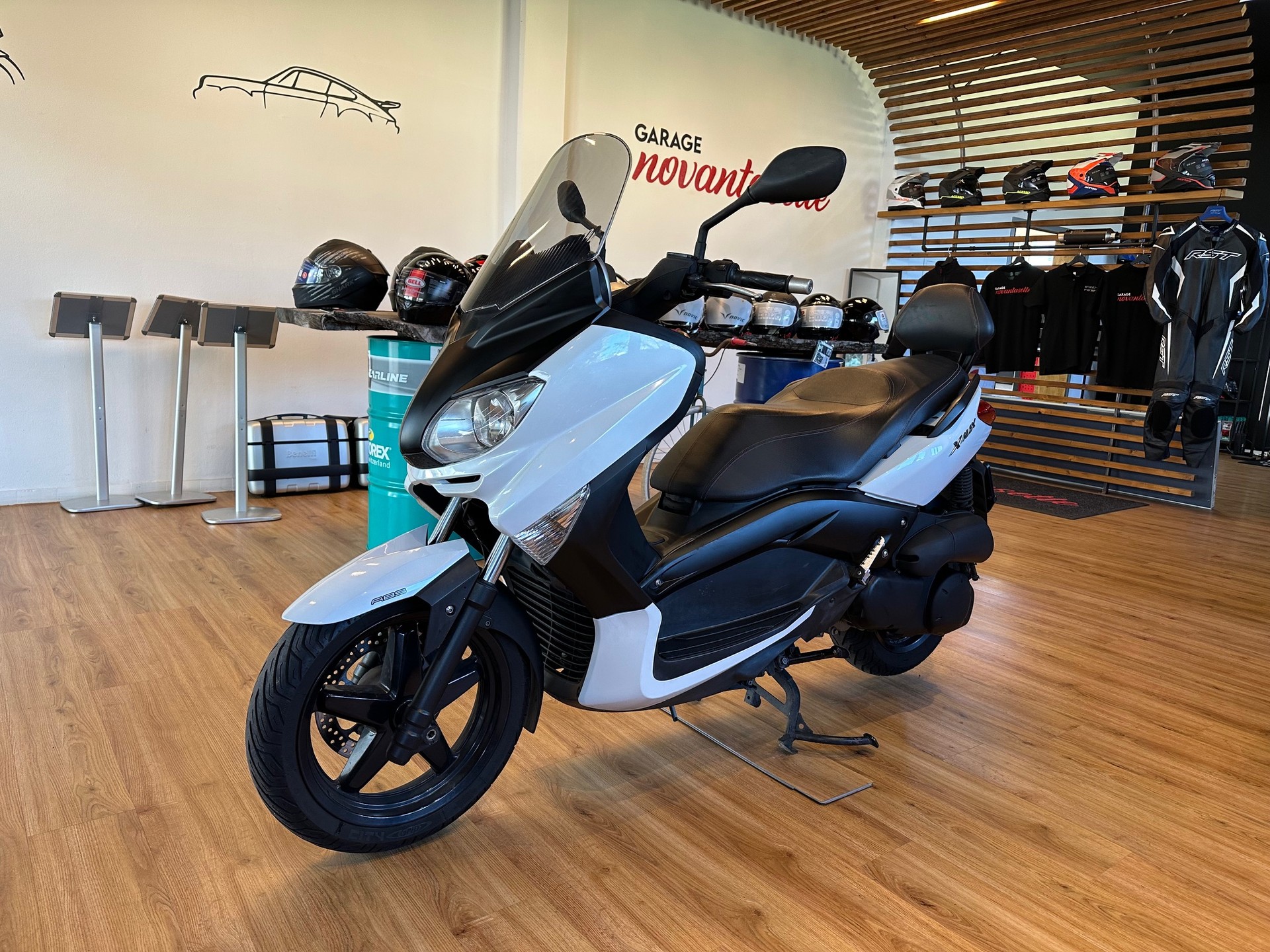 YAMAHA X-MaxYP 250 RA ABS